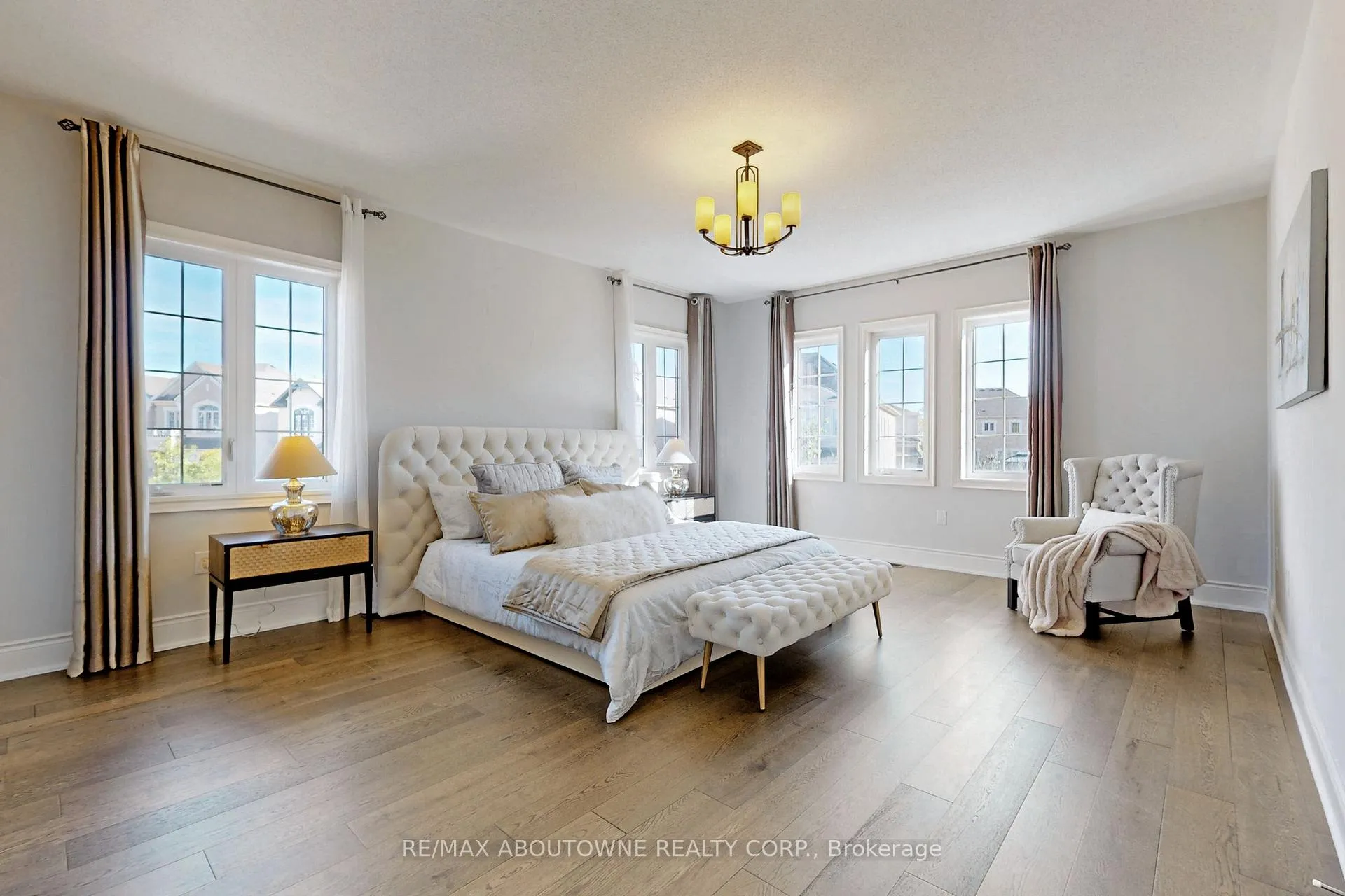 Photo 27 of 459 Threshing Mill Boulevard, Oakville, Joshua Meadows — HOMEH
