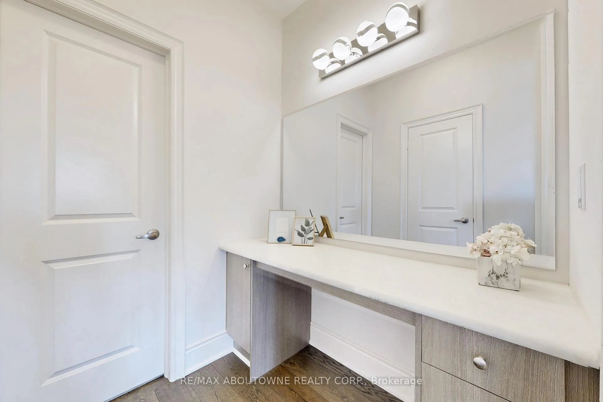 Photo 30 of 459 Threshing Mill Boulevard, Oakville, Joshua Meadows — HOMEH