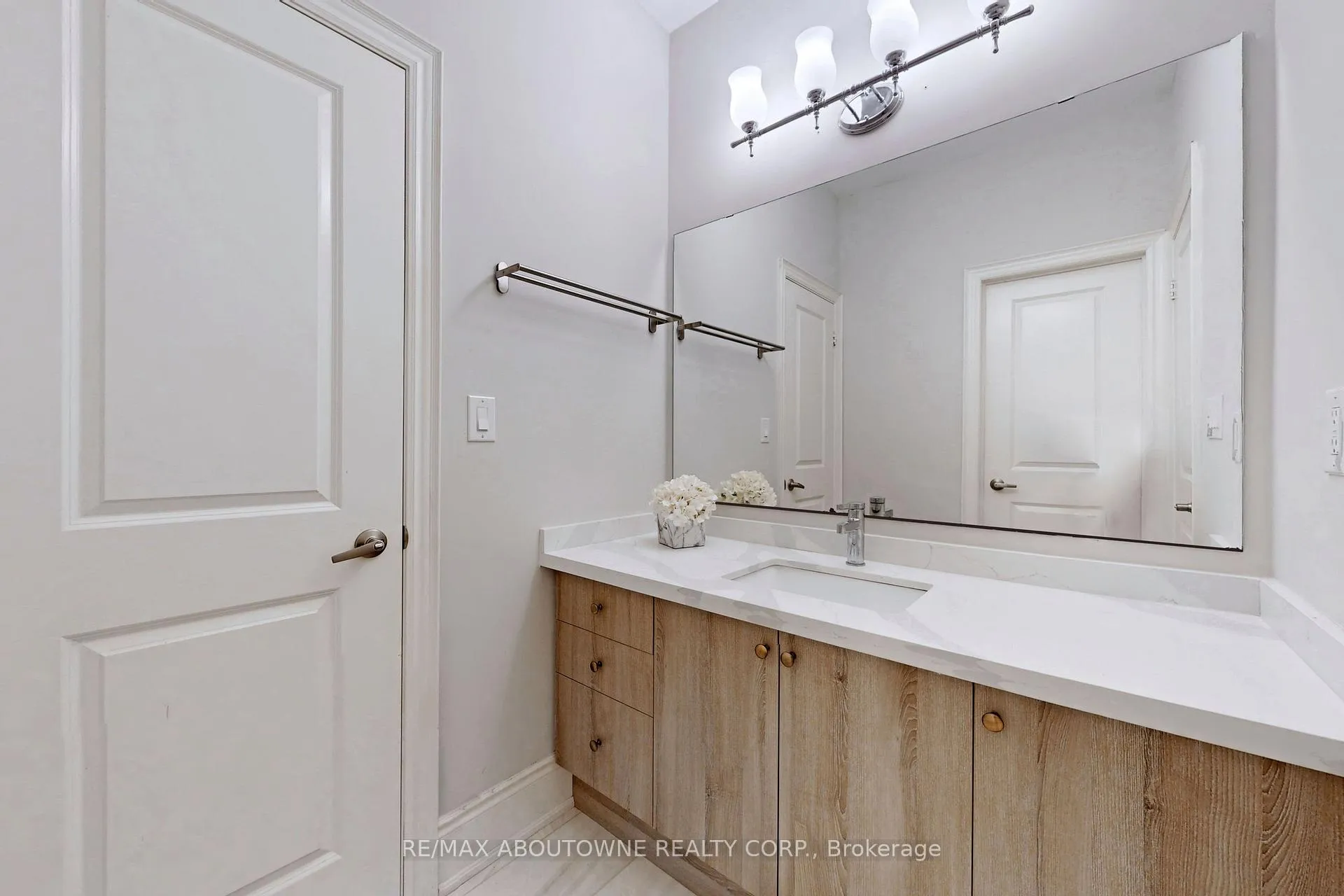 Photo 45 of 459 Threshing Mill Boulevard, Oakville, Joshua Meadows — HOMEH