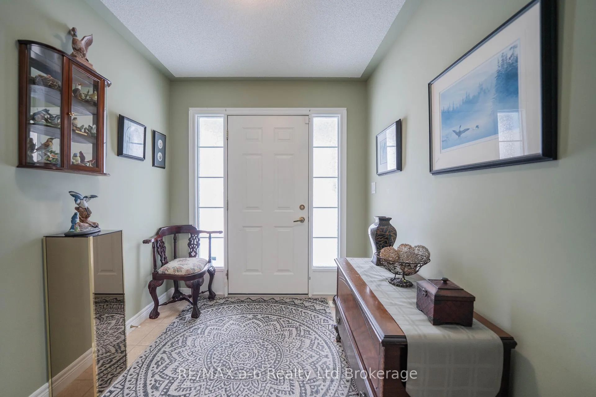 Photo 5 of 218 Baldwin Street, Tillsonburg — HOMEH
