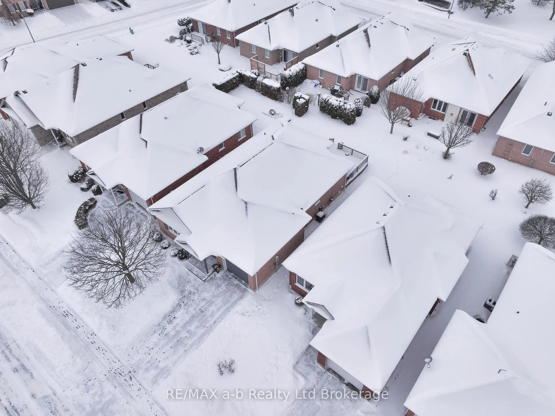 Photo 36 of 218 Baldwin Street, Tillsonburg — HOMEH