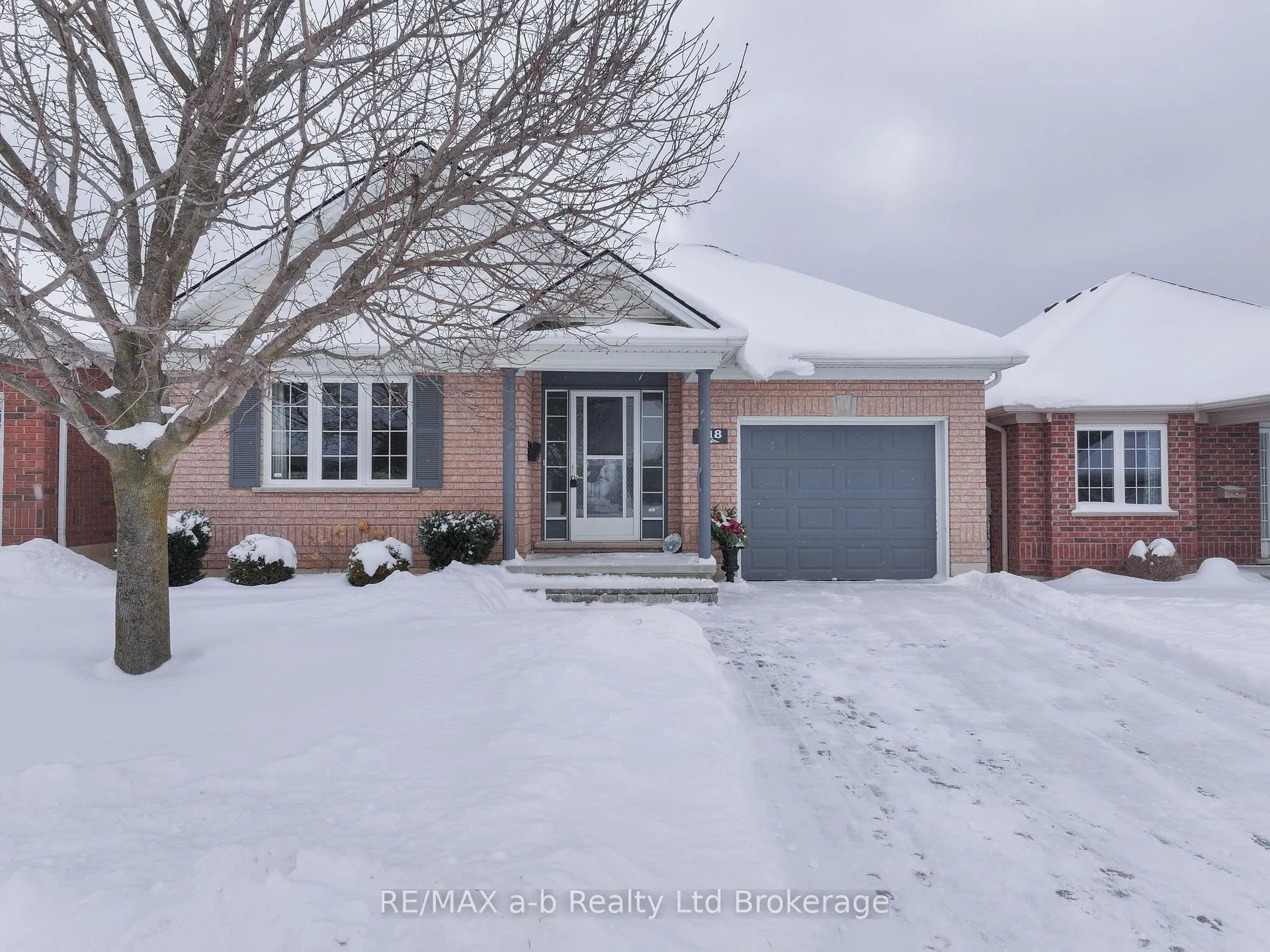 Photo 38 of 218 Baldwin Street, Tillsonburg — HOMEH