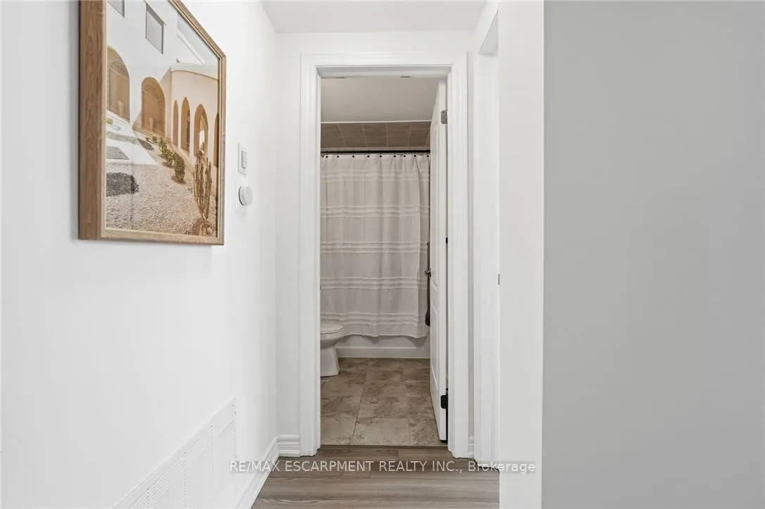 Photo 23 of 154 Watson Parkway N, Guelph, Grange Road — HOMEH