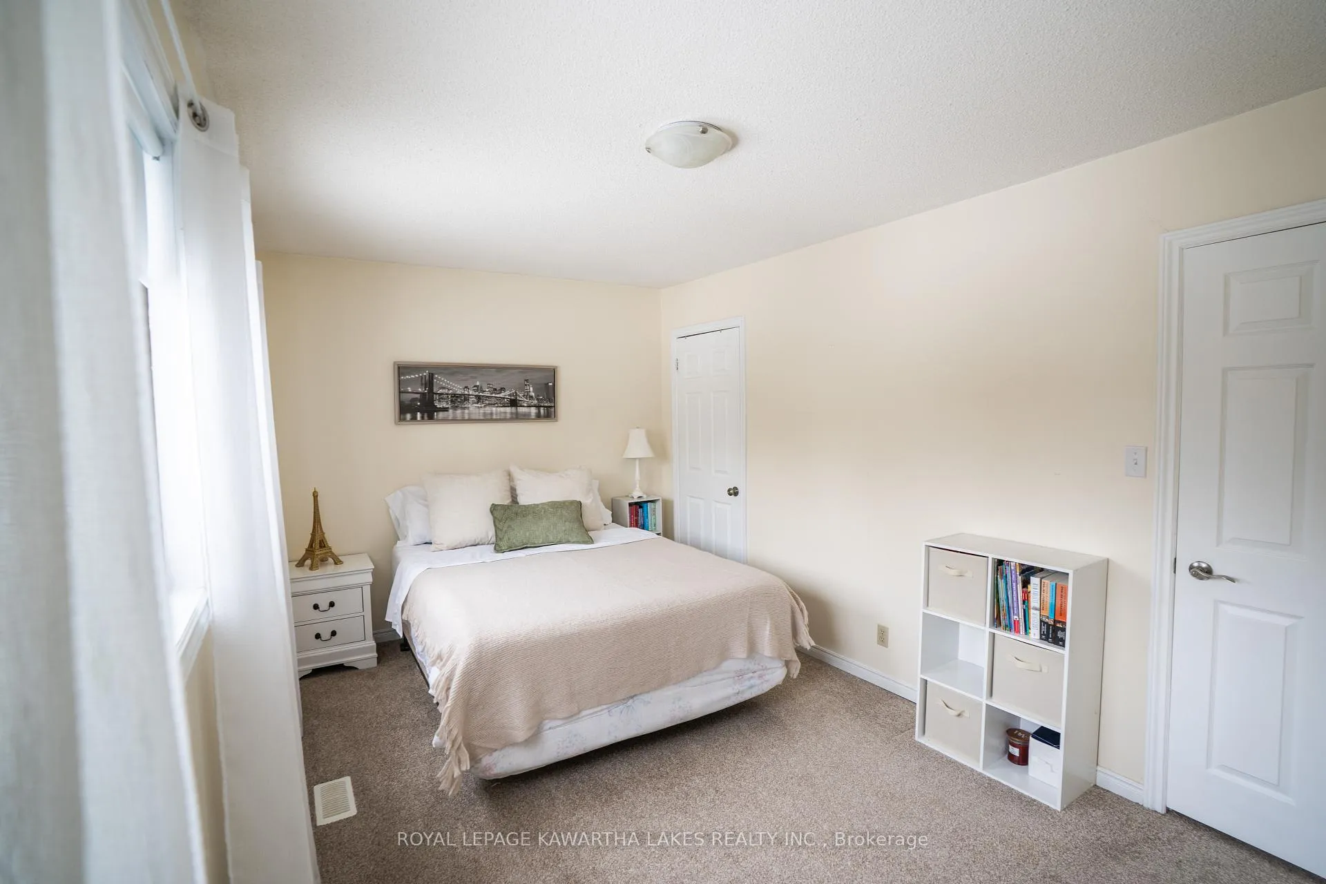 Photo 13 of 59 Victoria Avenue, Brock, Beaverton — HOMEH