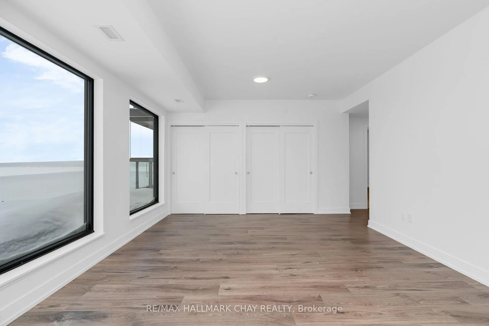 Photo 20 of Unit 414, 185 Dunlop Street E, Barrie, Lakeshore — HOMEH