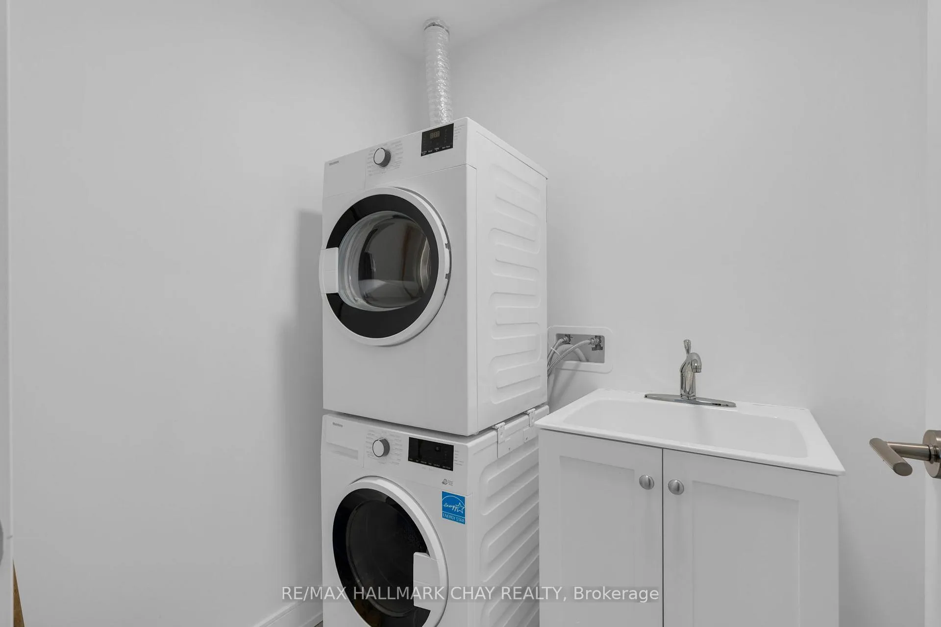 Photo 31 of Unit 414, 185 Dunlop Street E, Barrie, Lakeshore — HOMEH