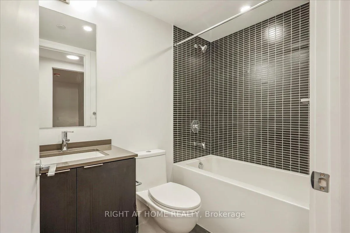 Photo 10 of Unit 320, 1 Jarvis Street, Hamilton, Beasley — HOMEH