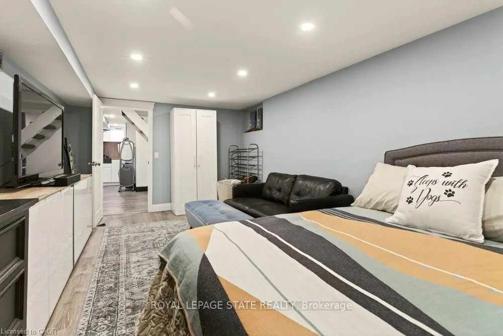 Photo 33 of 17 Gary Avenue, Hamilton, Ainslie Wood — HOMEH