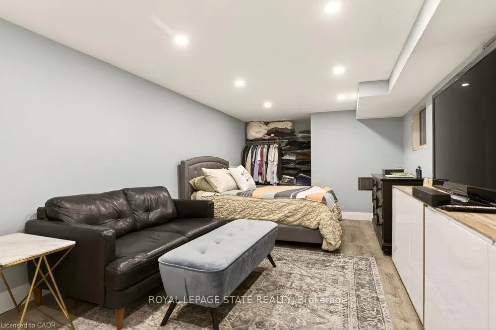 Photo 35 of 17 Gary Avenue, Hamilton, Ainslie Wood — HOMEH