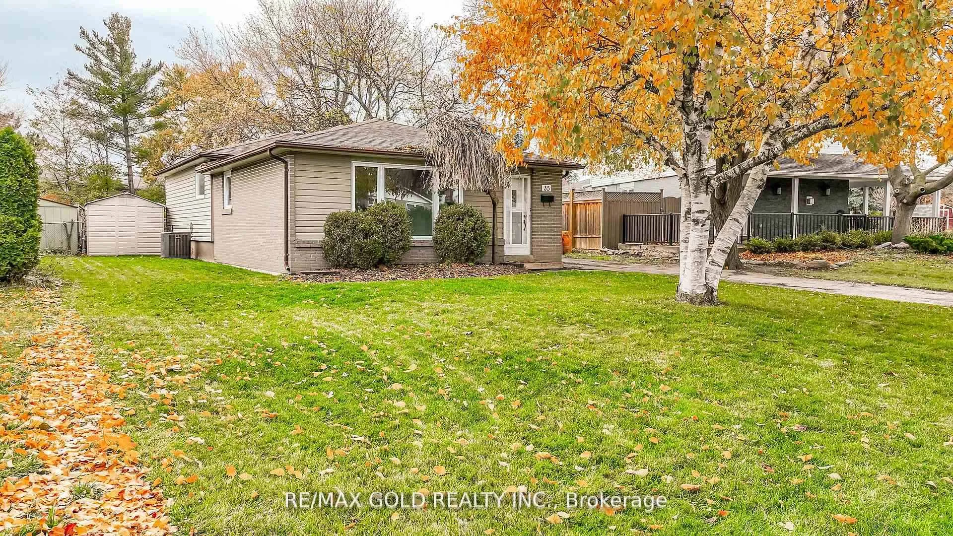 Photo 2 of 35 Duke Road, Brampton, Southgate — HOMEH
