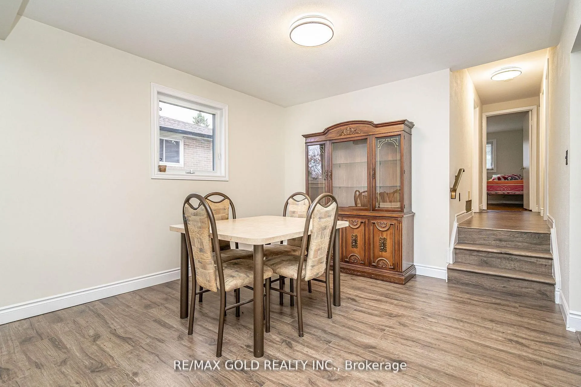 Photo 11 of 35 Duke Road, Brampton, Southgate — HOMEH