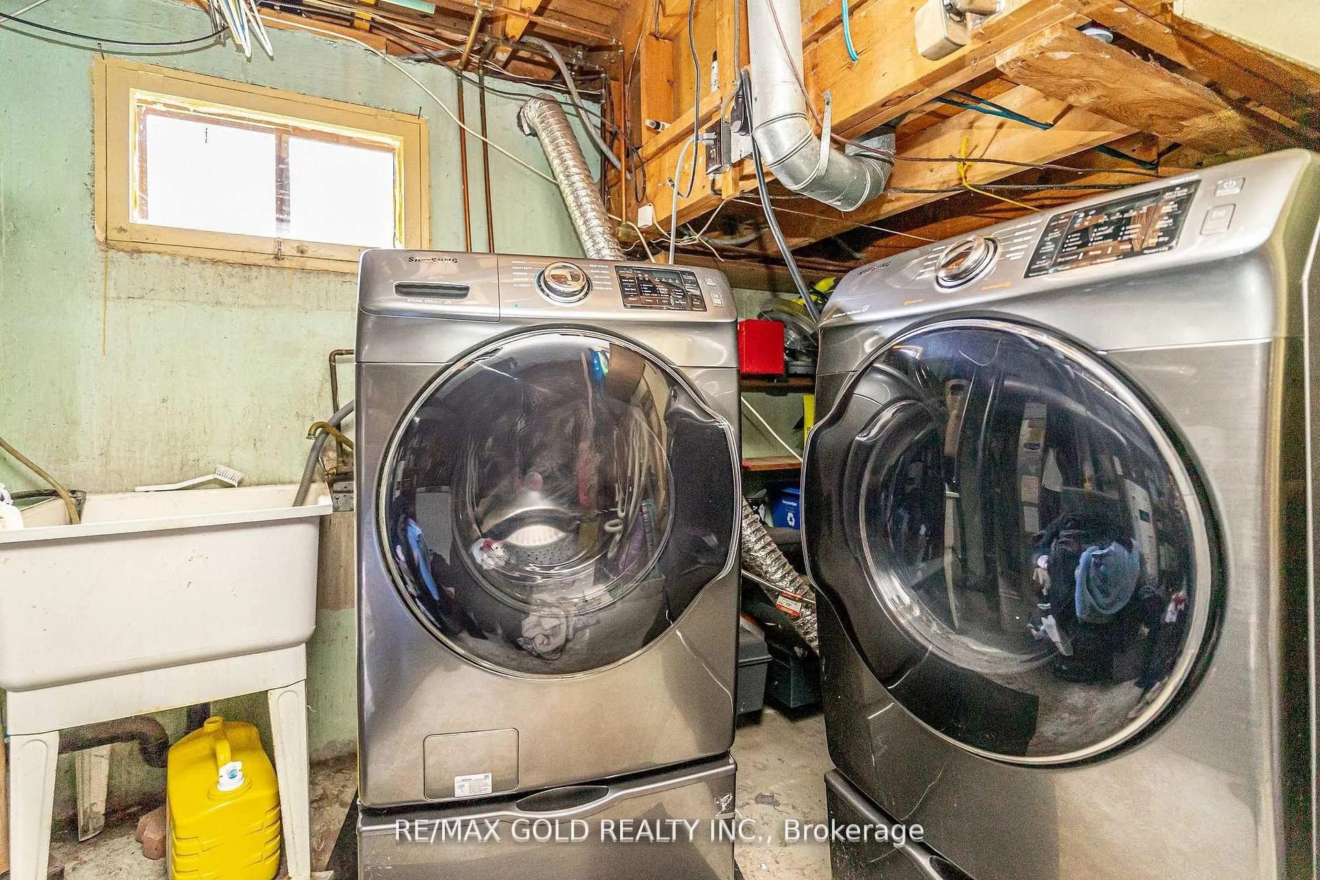 Photo 33 of 35 Duke Road, Brampton, Southgate — HOMEH