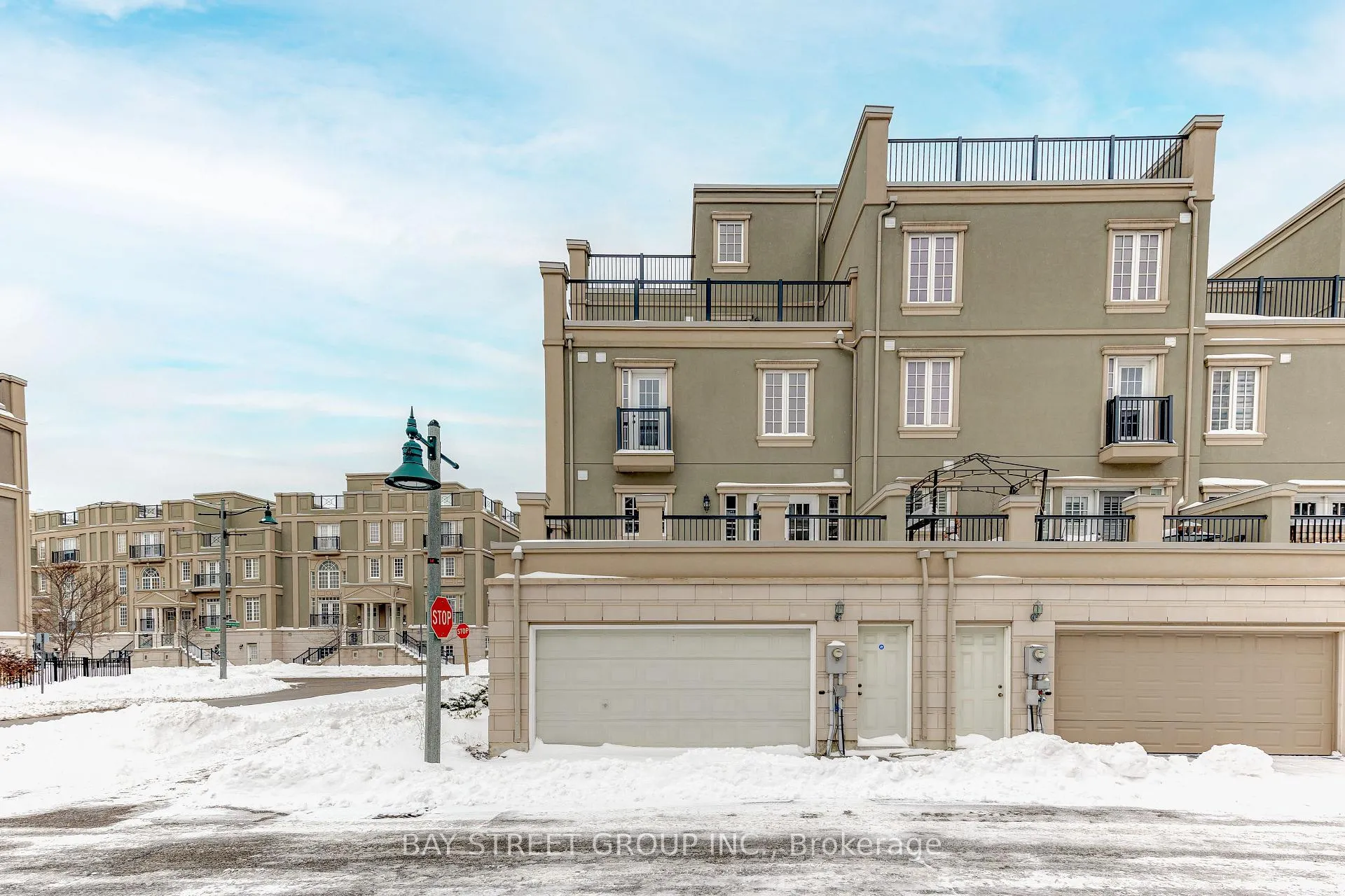 Photo 4 of 14 Lord Durham Road, Markham, Unionville — HOMEH