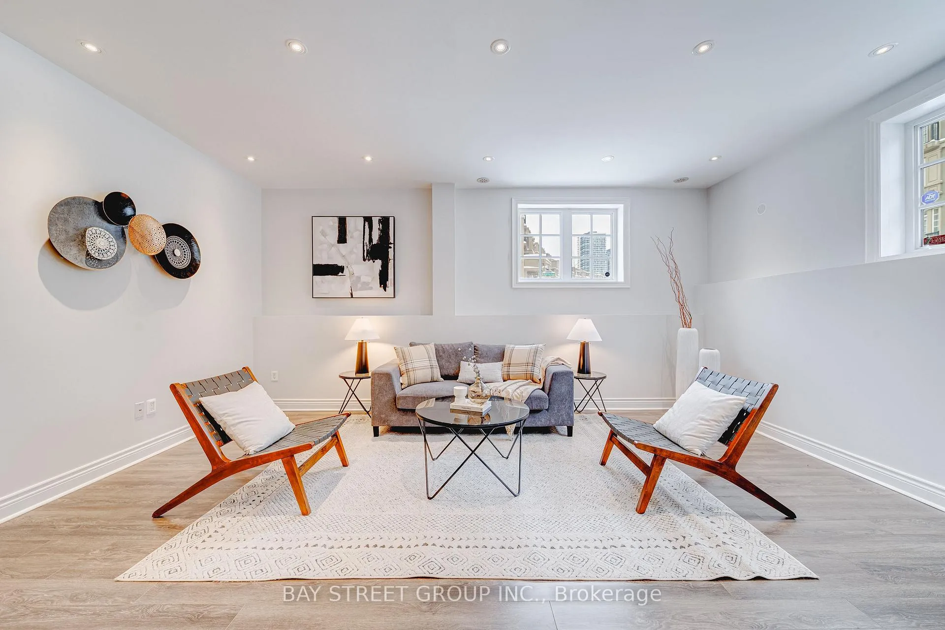 Photo 6 of 14 Lord Durham Road, Markham, Unionville — HOMEH