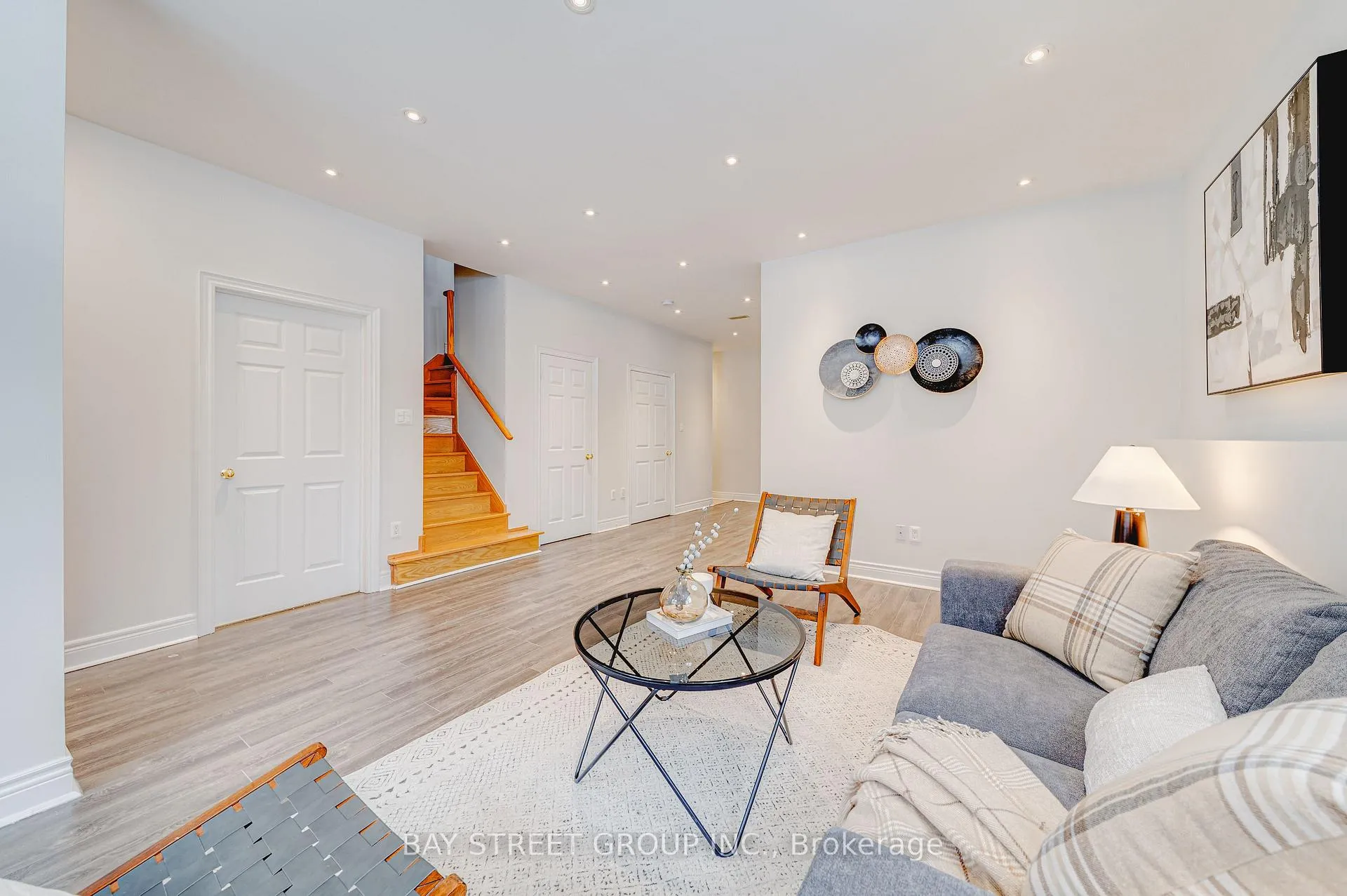 Photo 7 of 14 Lord Durham Road, Markham, Unionville — HOMEH