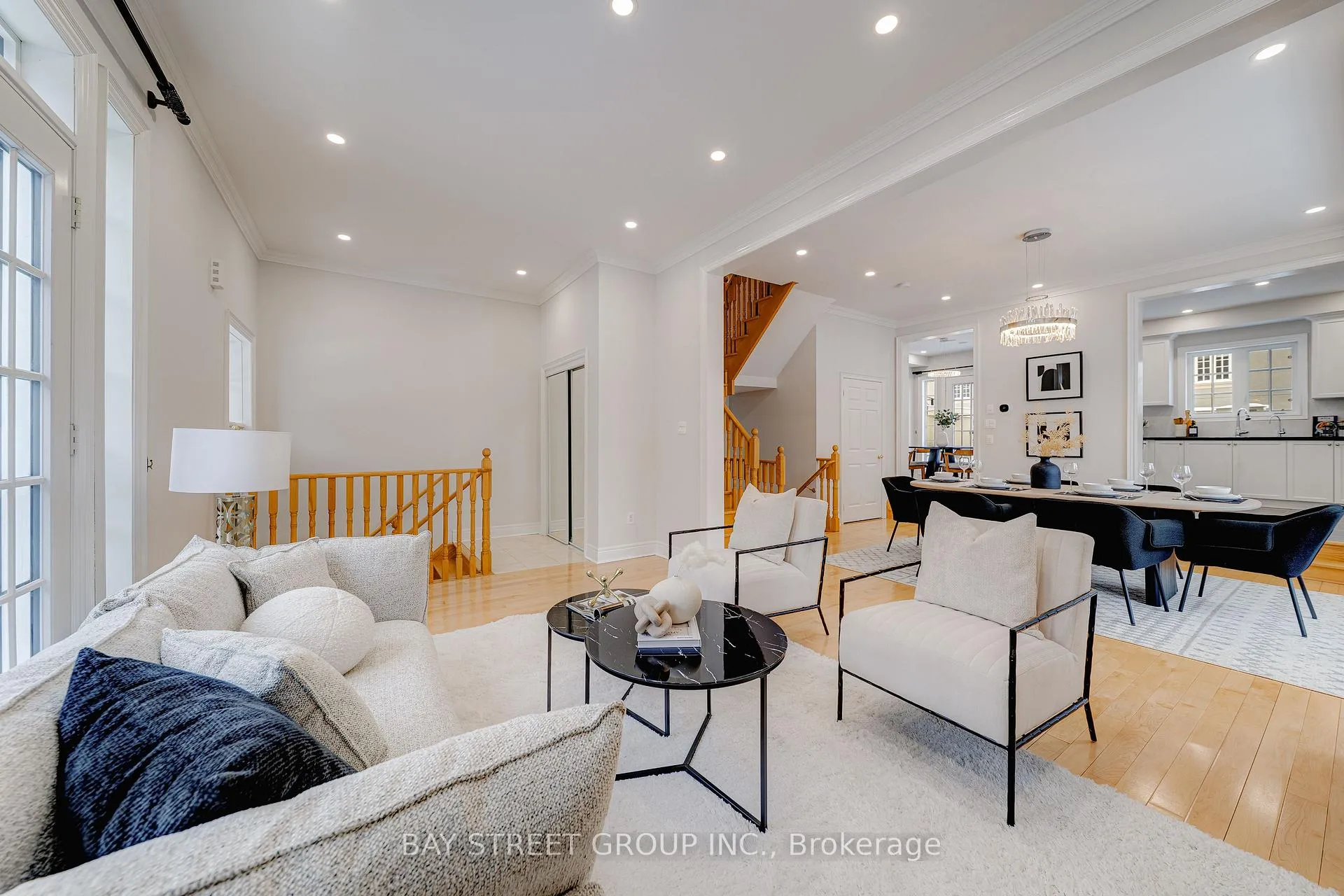Photo 13 of 14 Lord Durham Road, Markham, Unionville — HOMEH