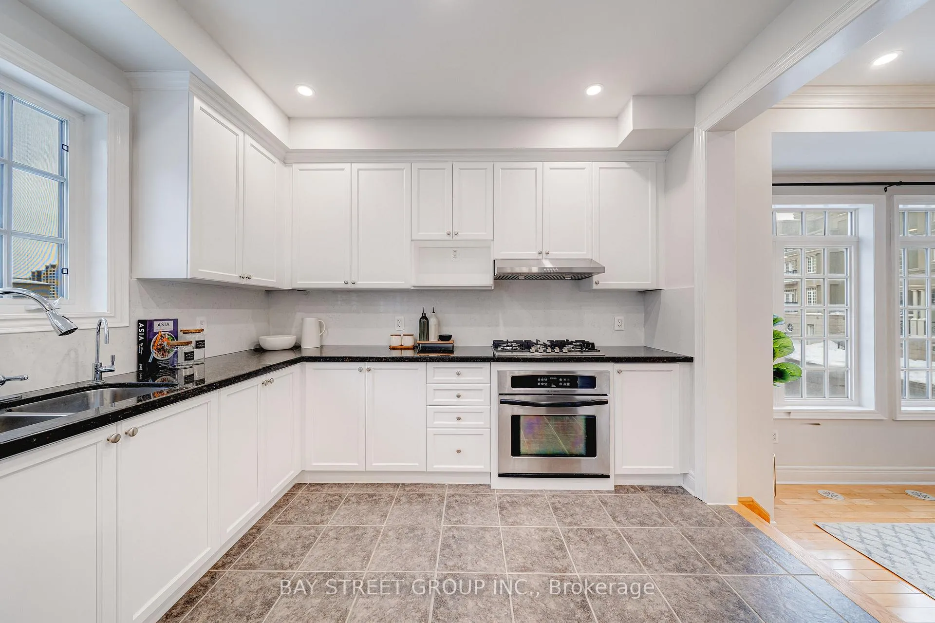 Photo 18 of 14 Lord Durham Road, Markham, Unionville — HOMEH