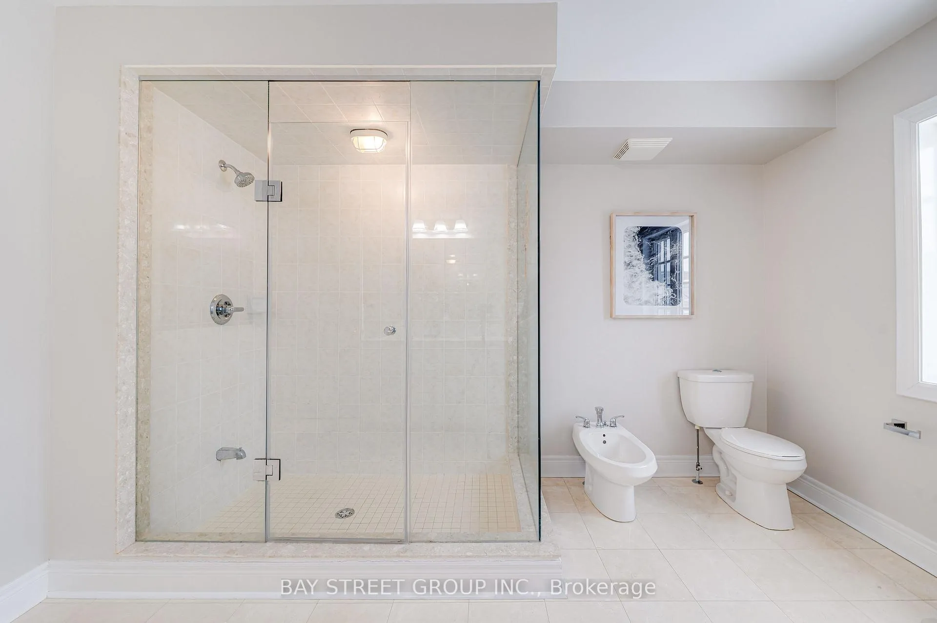 Photo 39 of 14 Lord Durham Road, Markham, Unionville — HOMEH