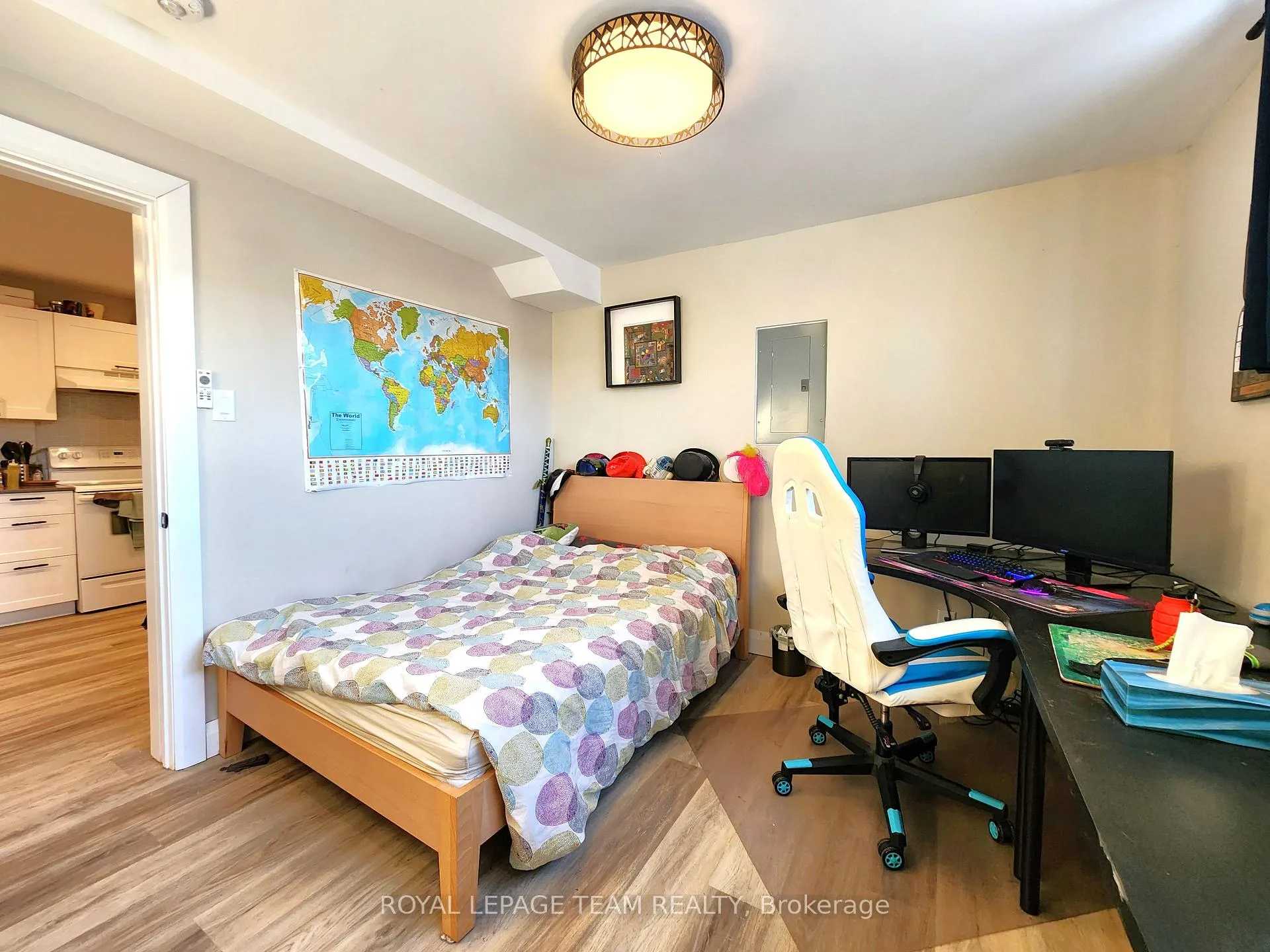 Photo 10 of Unit 2, 50 Fringewood Drive, Ottawa, Fringewood — HOMEH
