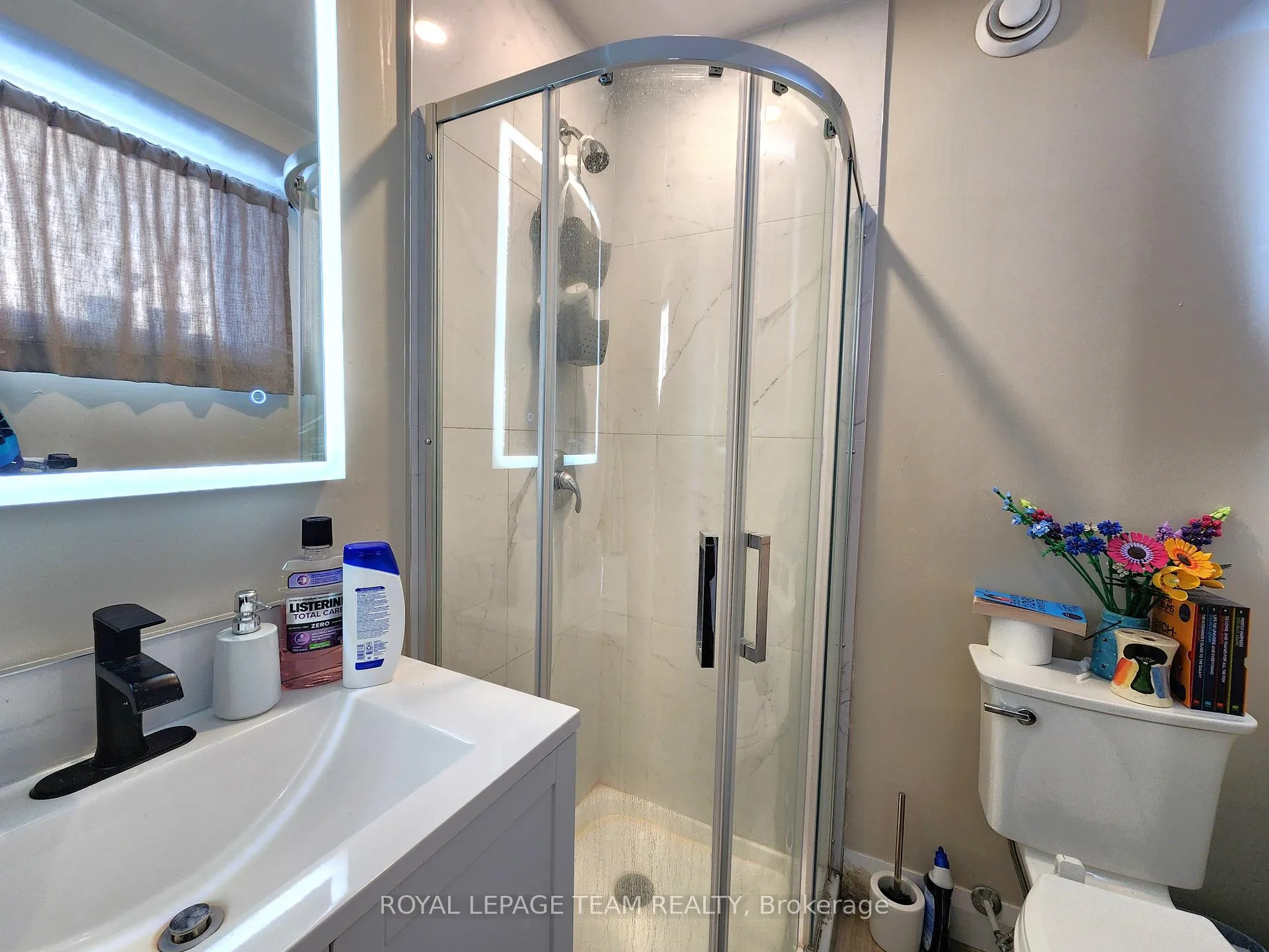 Photo 14 of Unit 2, 50 Fringewood Drive, Ottawa, Fringewood — HOMEH