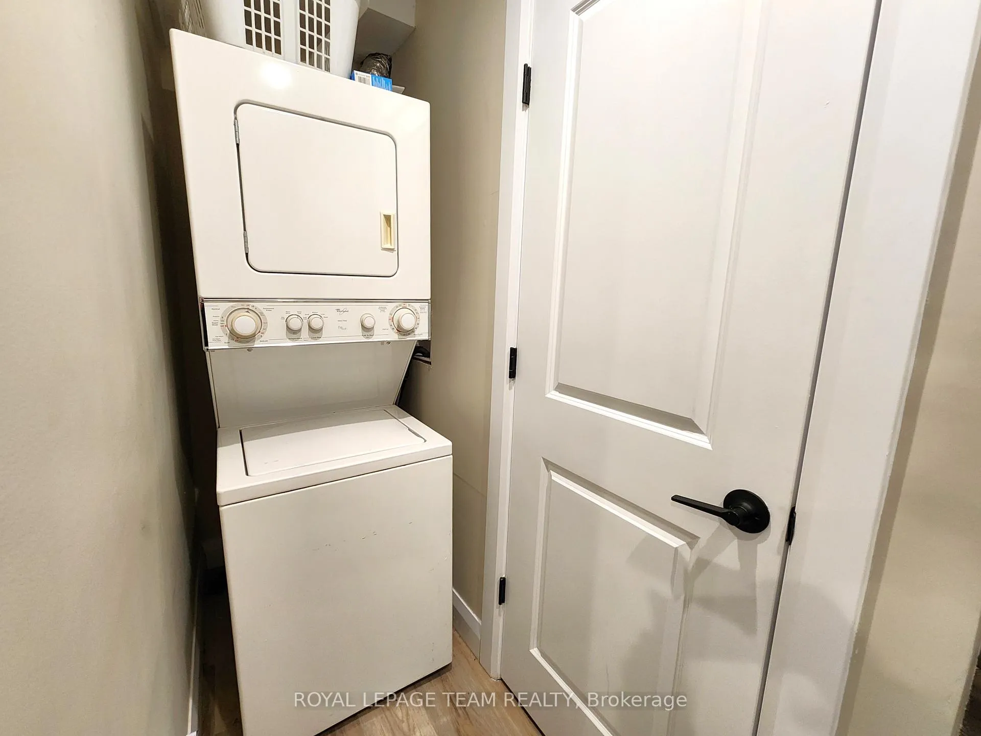 Photo 17 of Unit 2, 50 Fringewood Drive, Ottawa, Fringewood — HOMEH