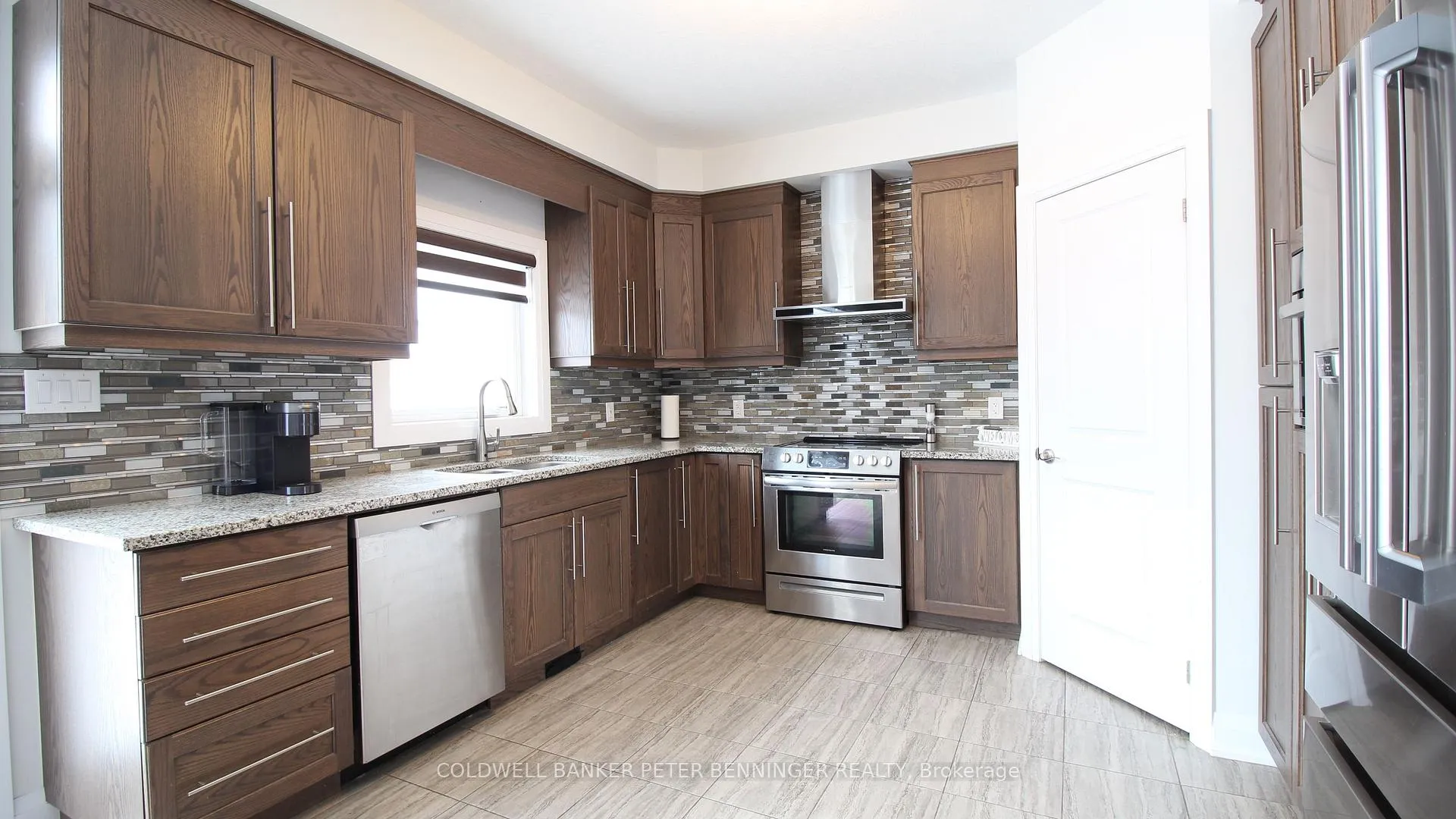 Photo 13 of 14 Greyhawk Street, Kitchener — HOMEH