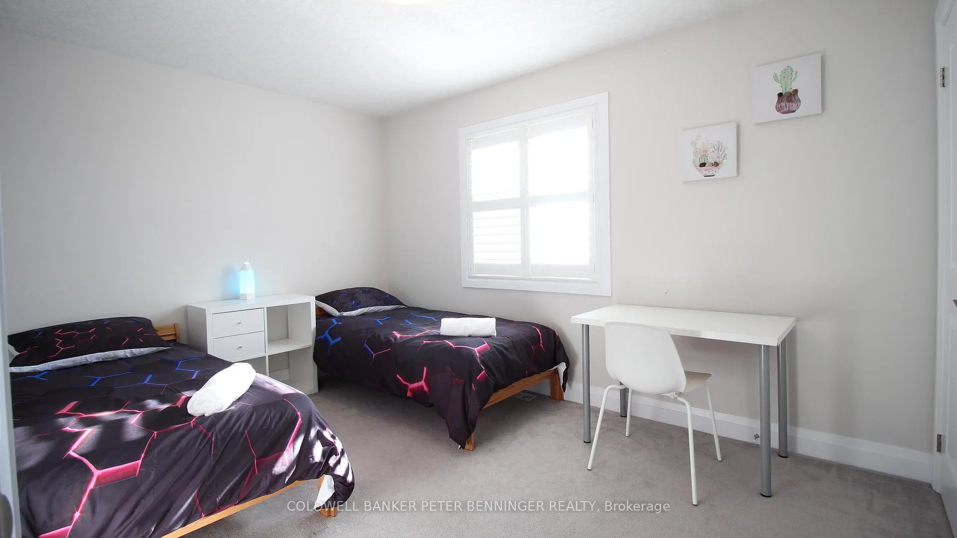Photo 26 of 14 Greyhawk Street, Kitchener — HOMEH