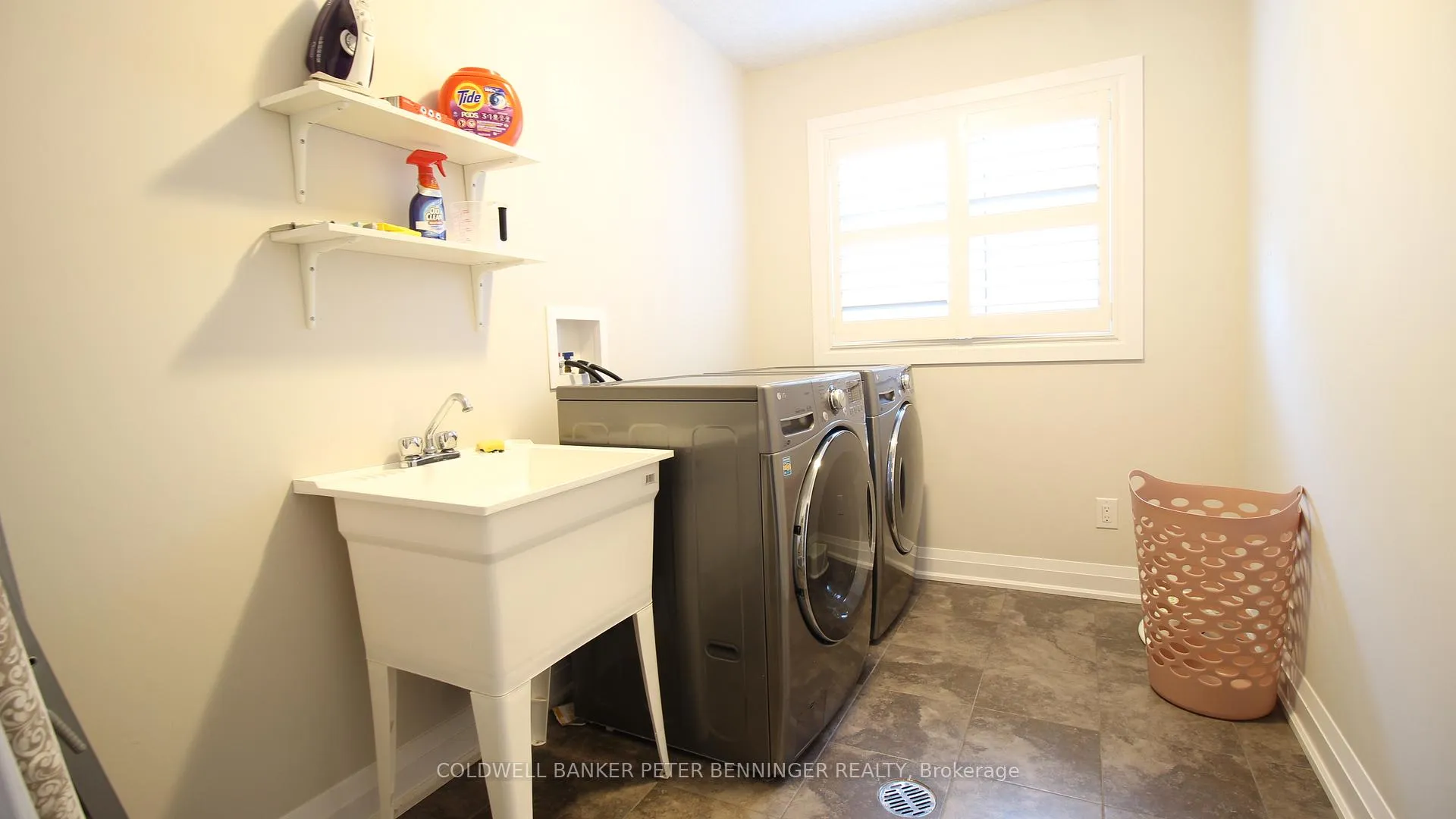 Photo 28 of 14 Greyhawk Street, Kitchener — HOMEH