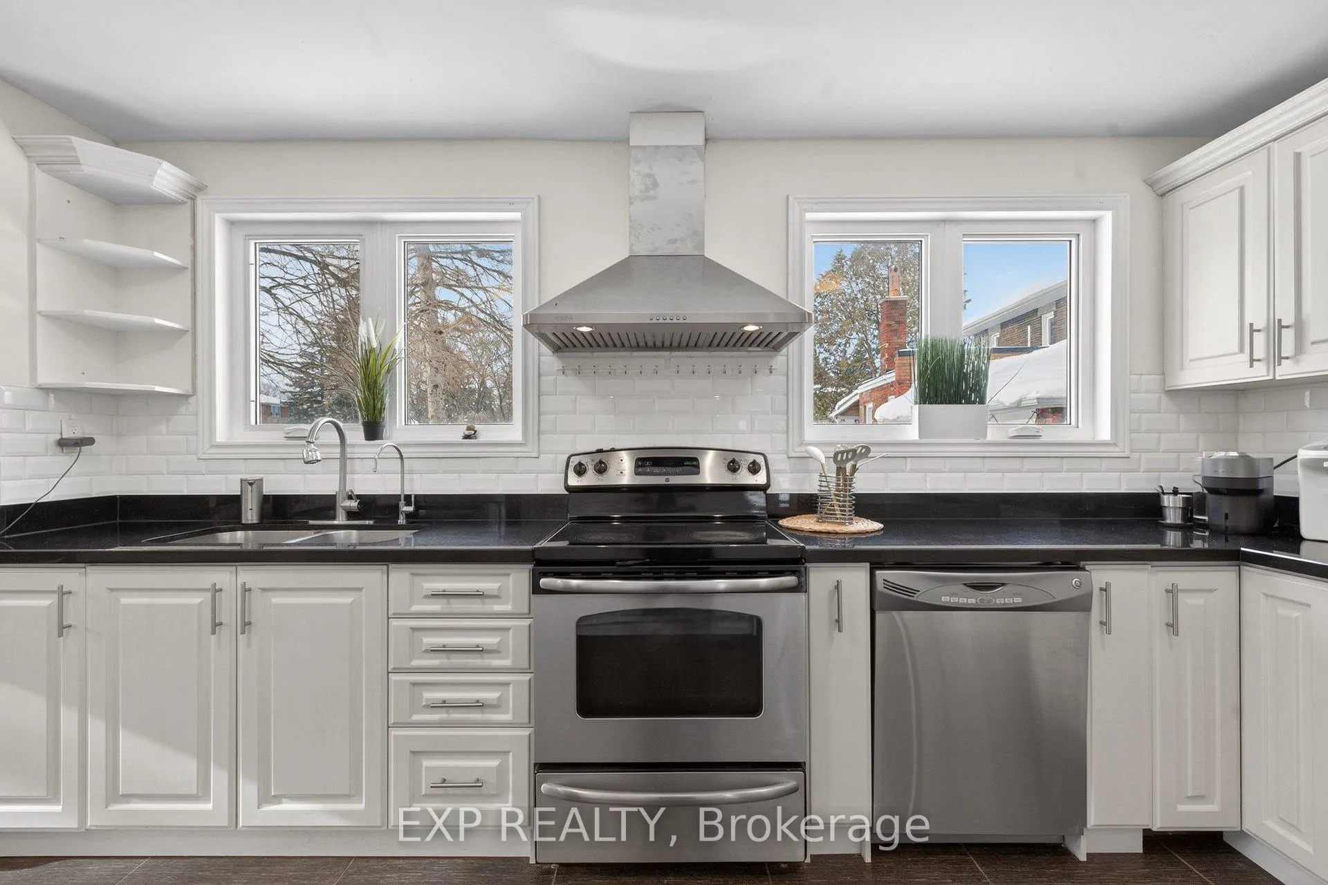 Photo 20 of 2 Gladiator Road, Markham, Bullock — HOMEH