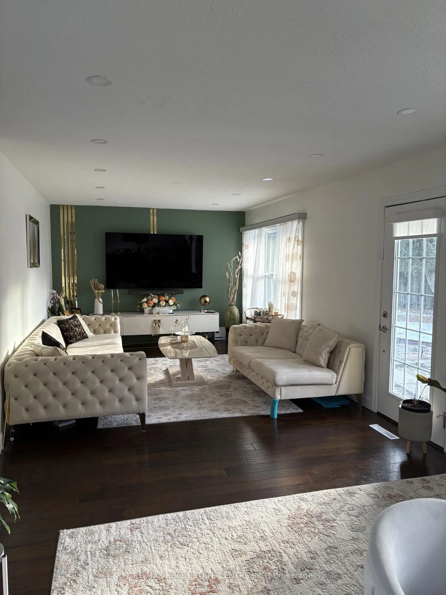 Photo 12 of Unit upper, 33 Westway Place, Kitchener, Pioneer Park — HOMEH