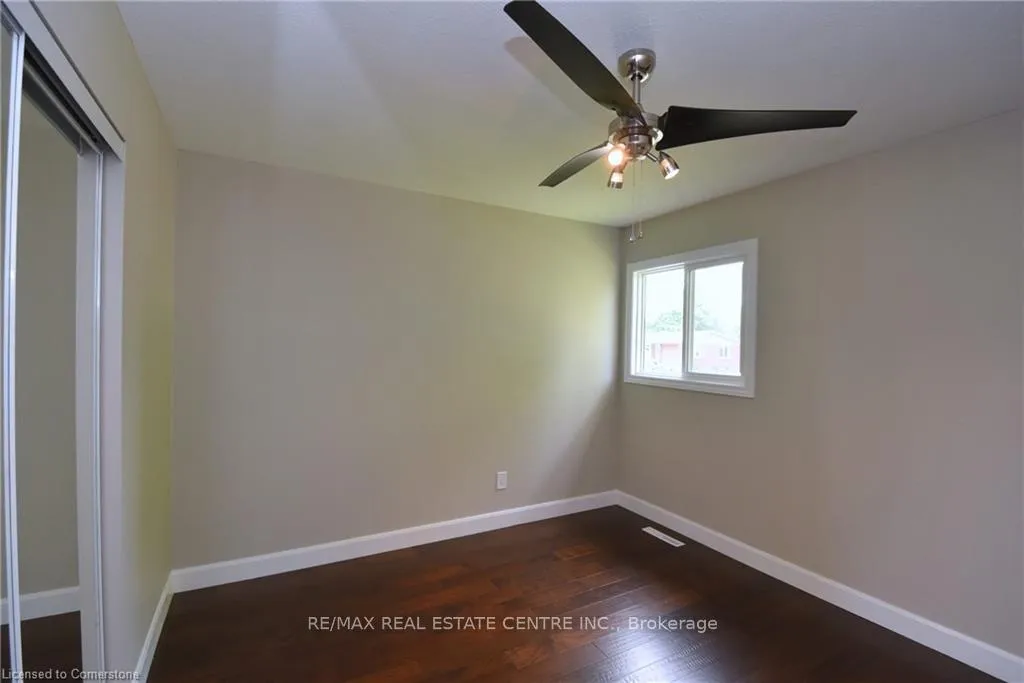 Photo 24 of Unit upper, 33 Westway Place, Kitchener, Pioneer Park — HOMEH