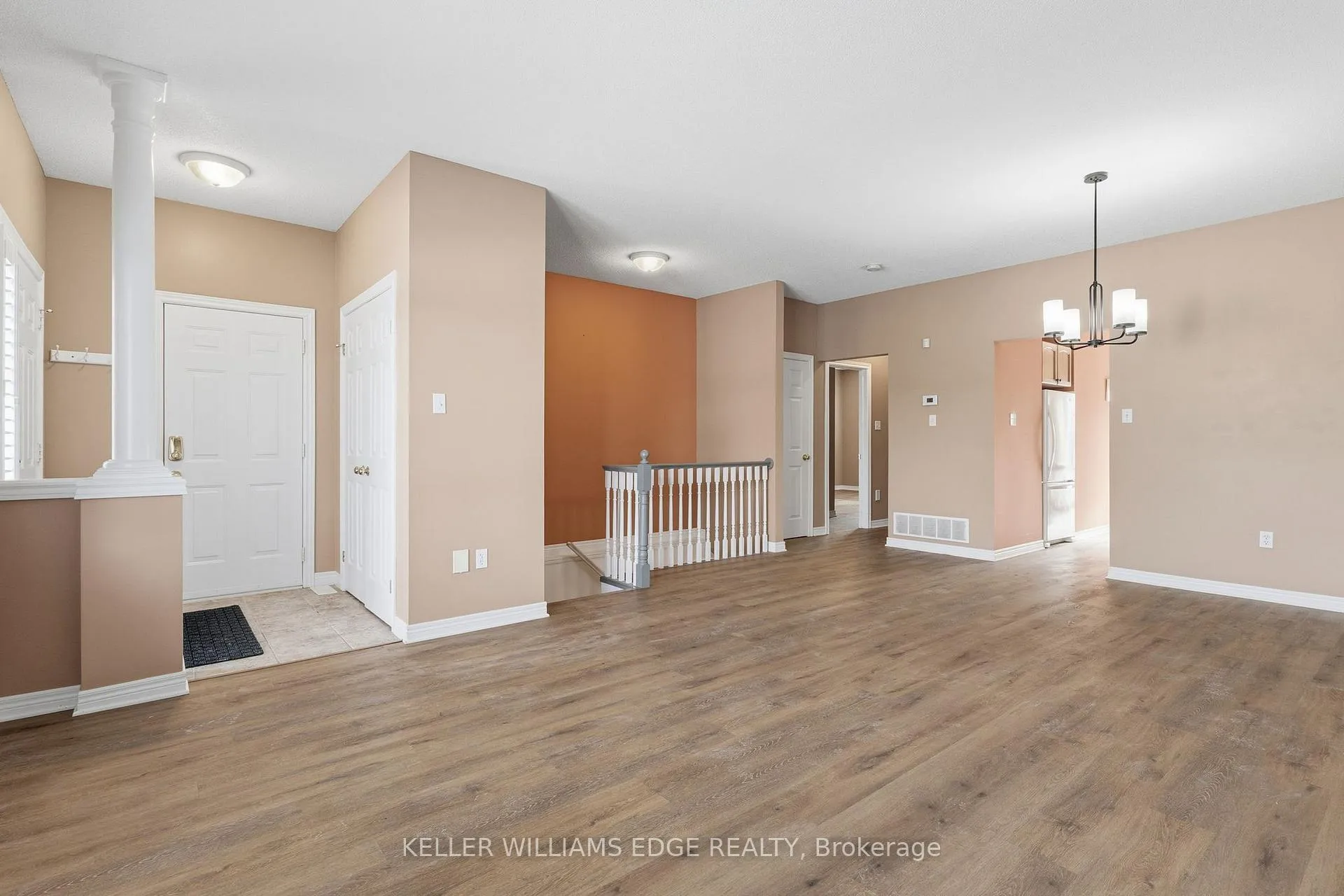 Photo 3 of Unit 30, 130 Southbrook Drive, Hamilton, Binbrook — HOMEH