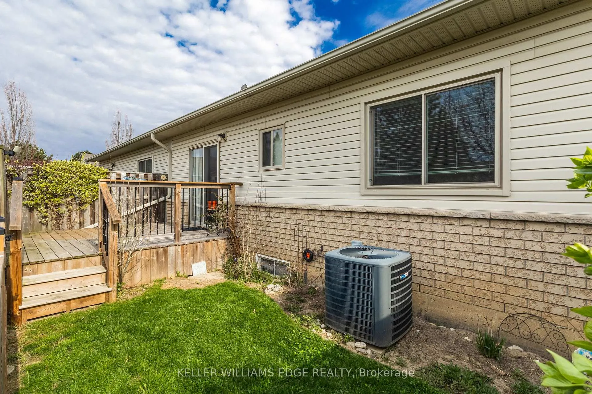 Photo 33 of Unit 30, 130 Southbrook Drive, Hamilton, Binbrook — HOMEH