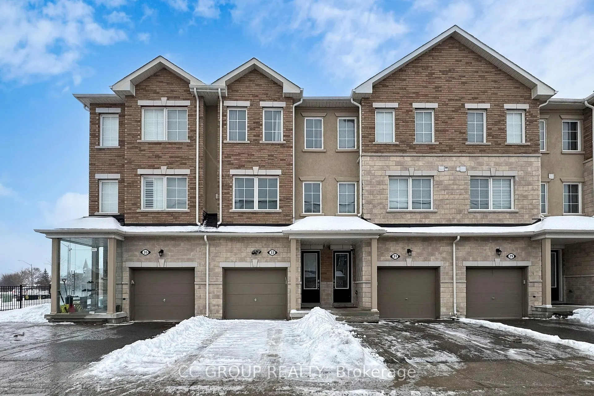 Front of 33 Karl Williams Lane