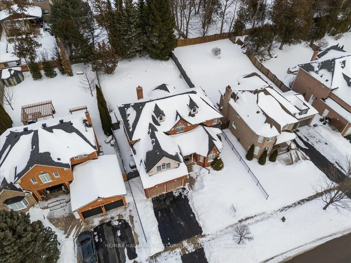 Photo 3 of 1633 Valley Ridge Crescent, Pickering, Highbush — HOMEH