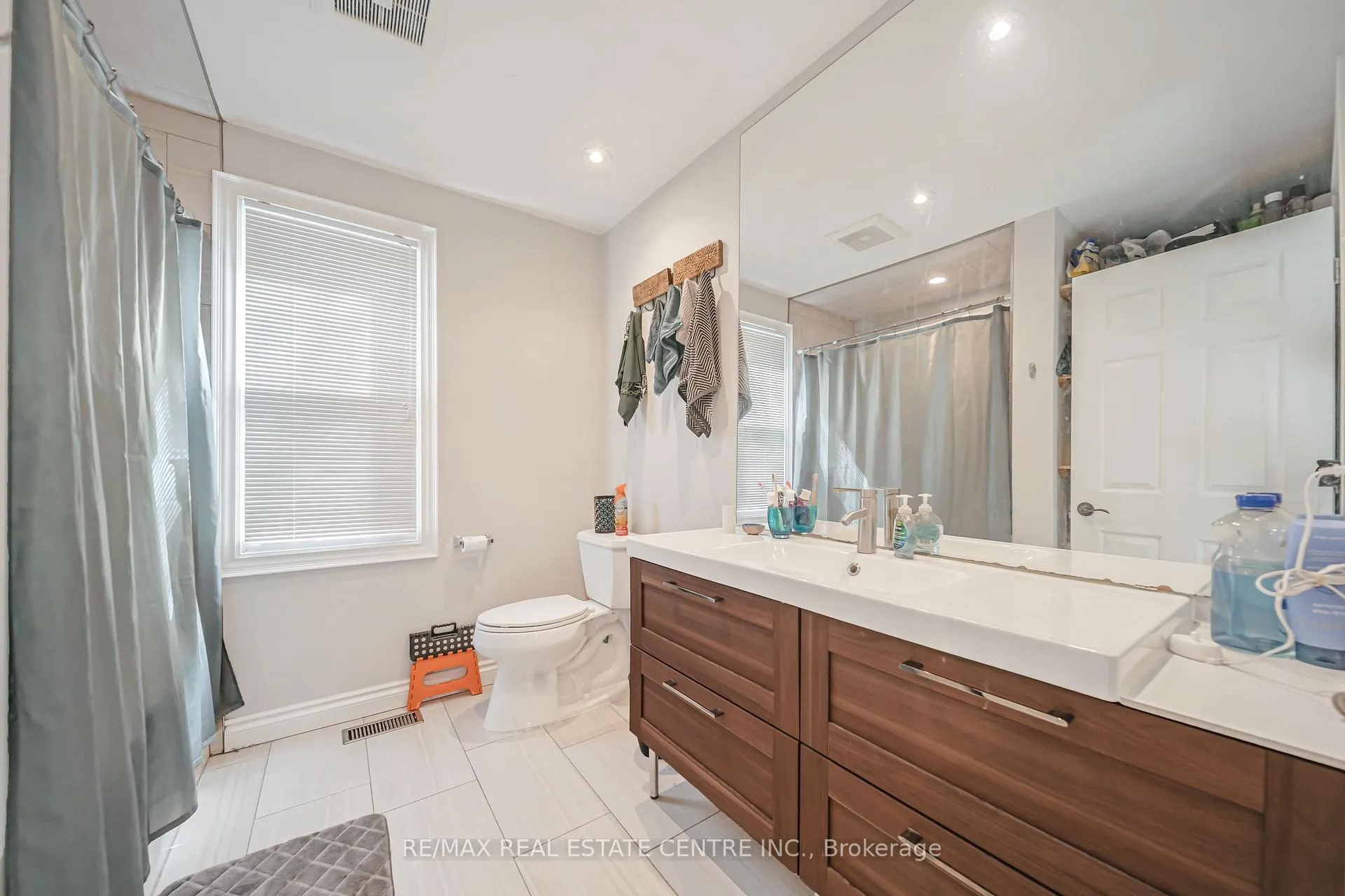 Photo 17 of 49 Hillview Street, Hamilton, Ainslie Wood — HOMEH