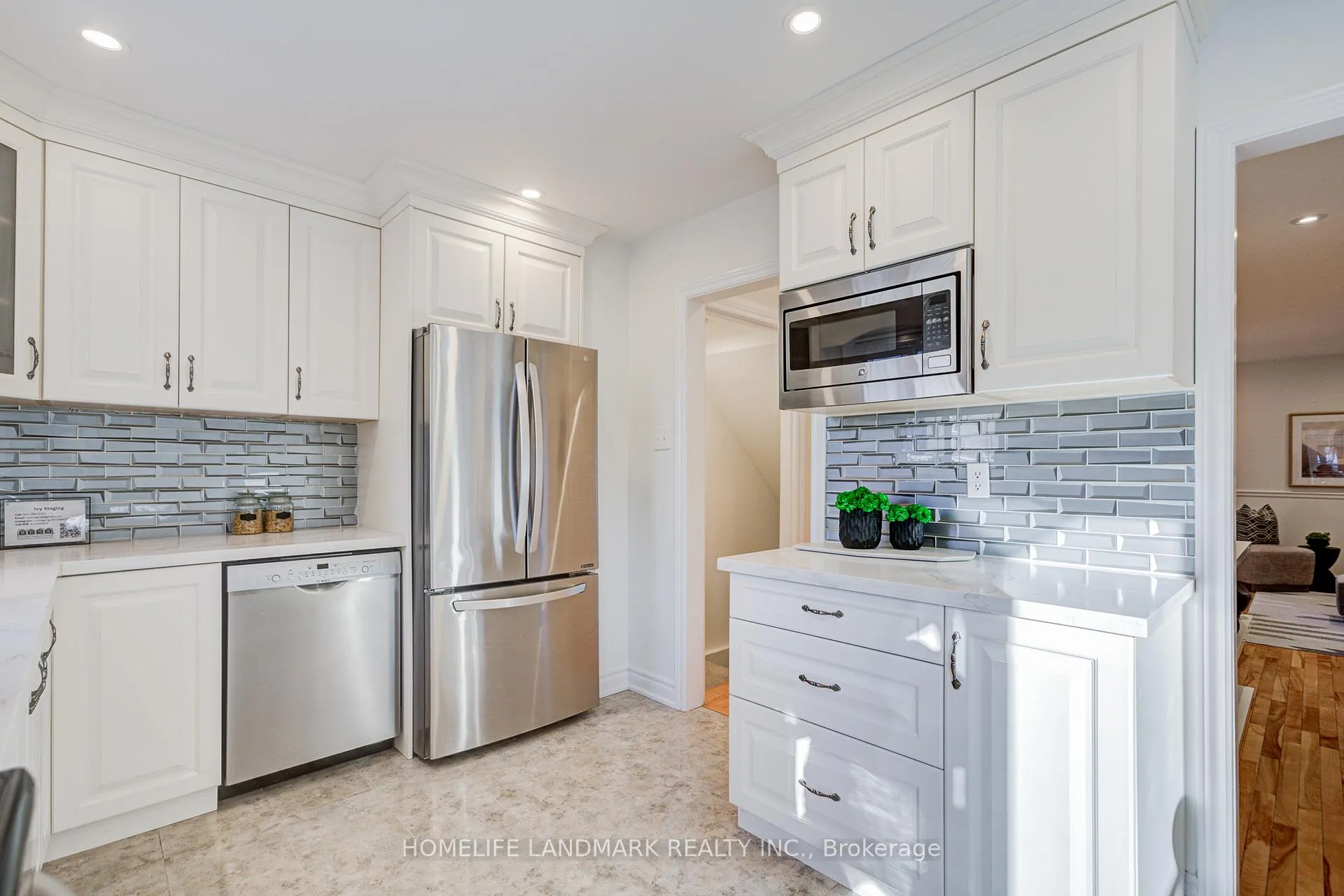 Photo 20 of 101 Upton Crescent, Markham, Milliken Mills West — HOMEH