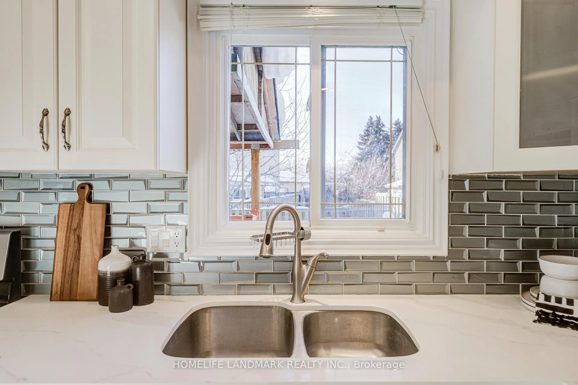Photo 21 of 101 Upton Crescent, Markham, Milliken Mills West — HOMEH