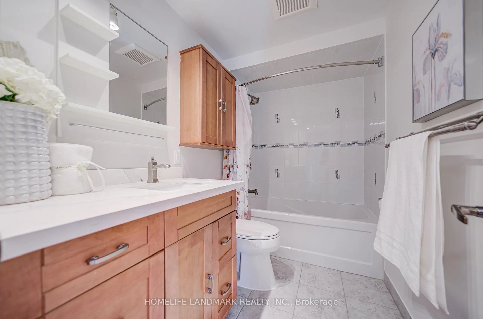 Photo 29 of 101 Upton Crescent, Markham, Milliken Mills West — HOMEH