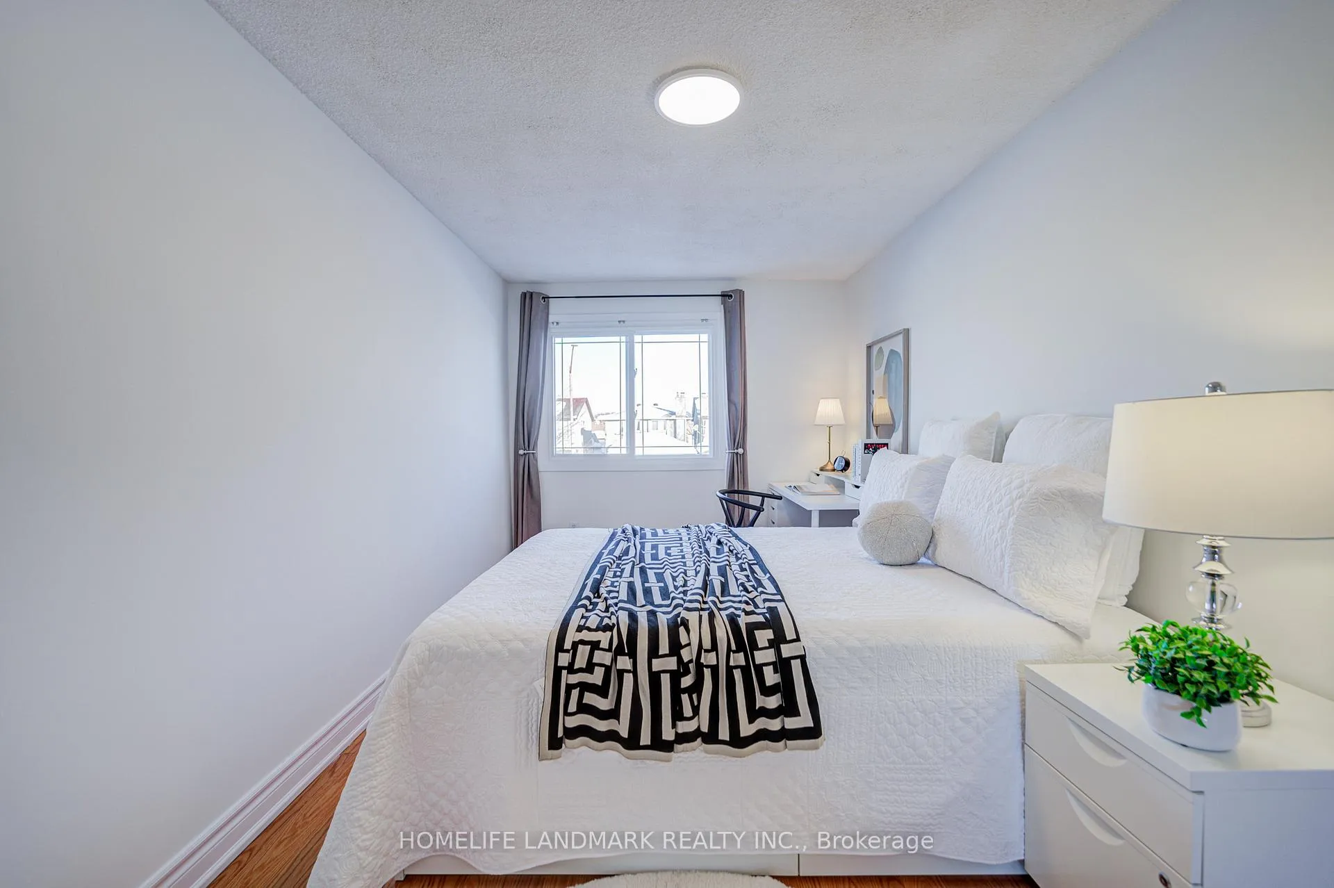 Photo 32 of 101 Upton Crescent, Markham, Milliken Mills West — HOMEH
