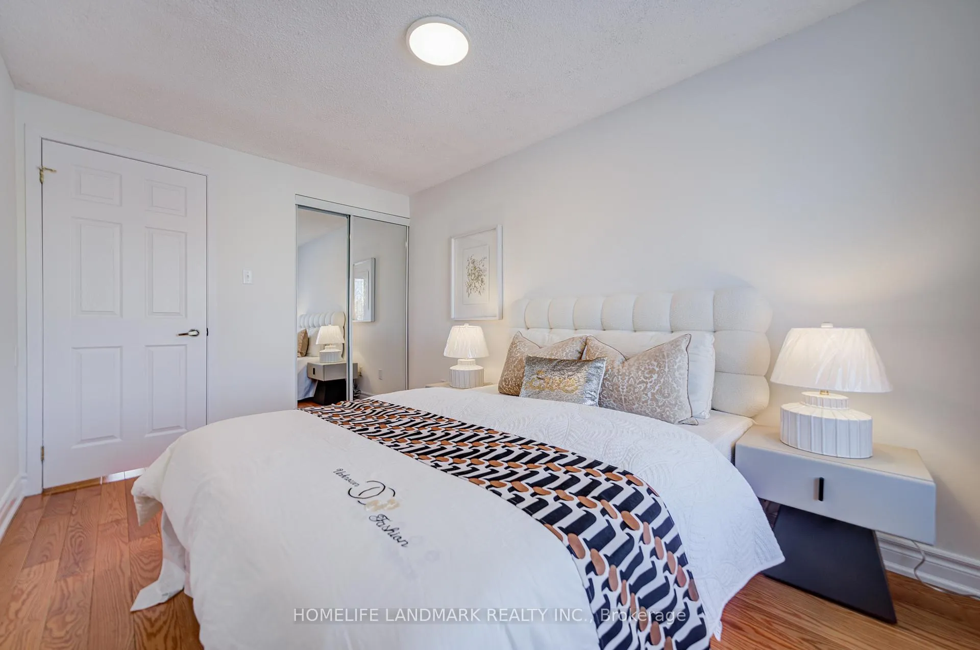 Photo 38 of 101 Upton Crescent, Markham, Milliken Mills West — HOMEH
