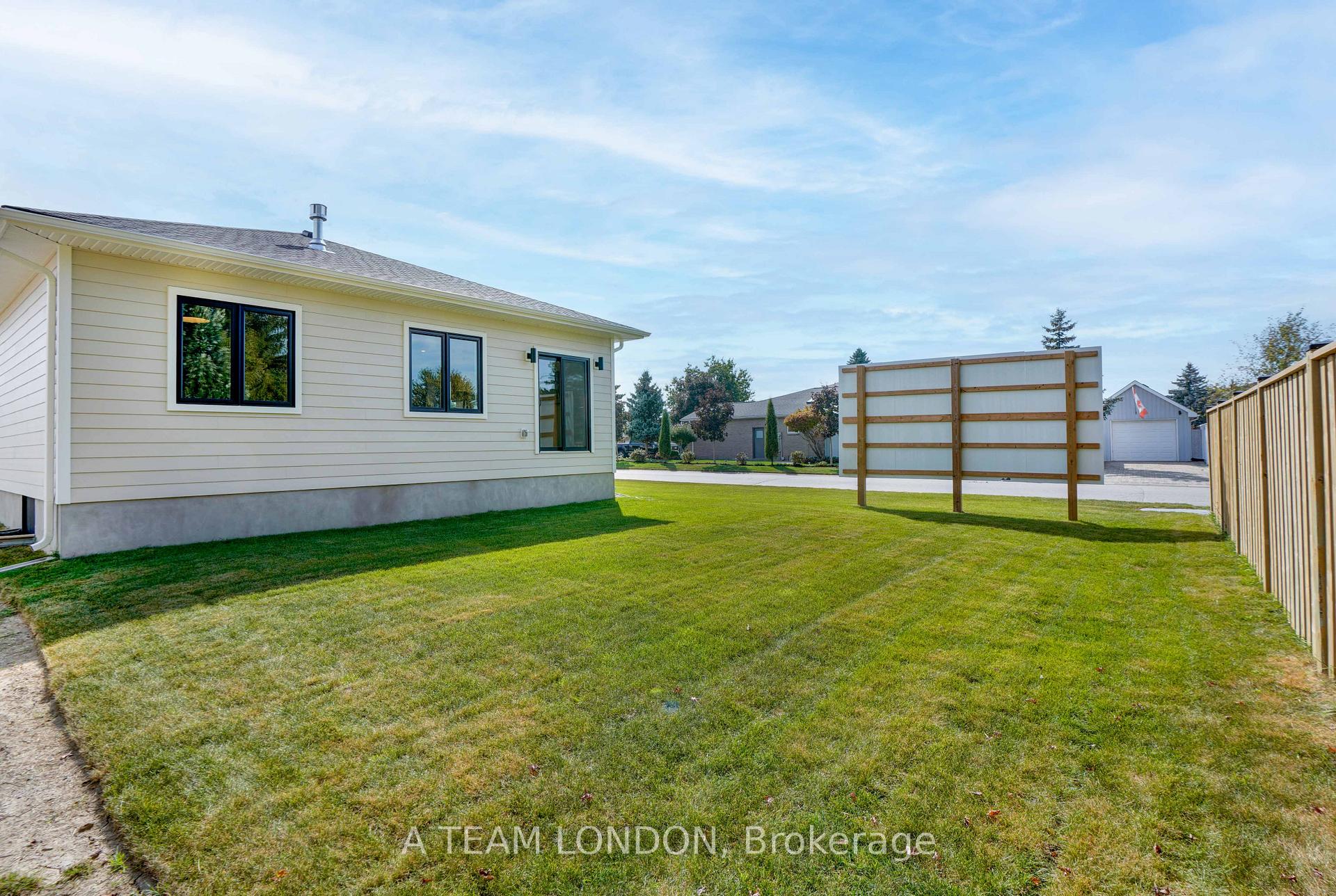 Photo 27 of 295 Ashford Street, Central Elgin, Belmont — HOMEH