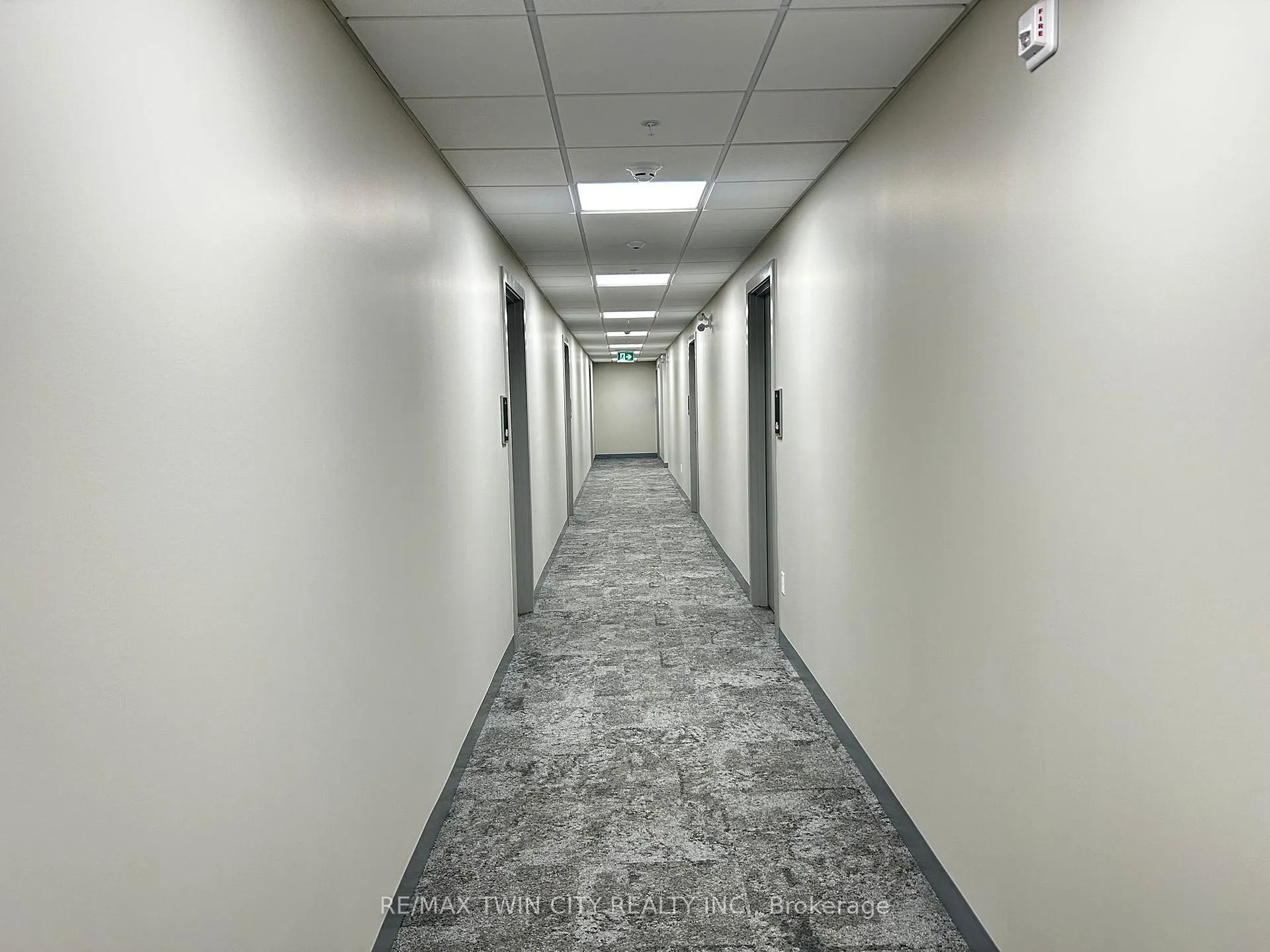 Photo 2 of Unit 421, 1100 Lackner Place, Kitchener — HOMEH