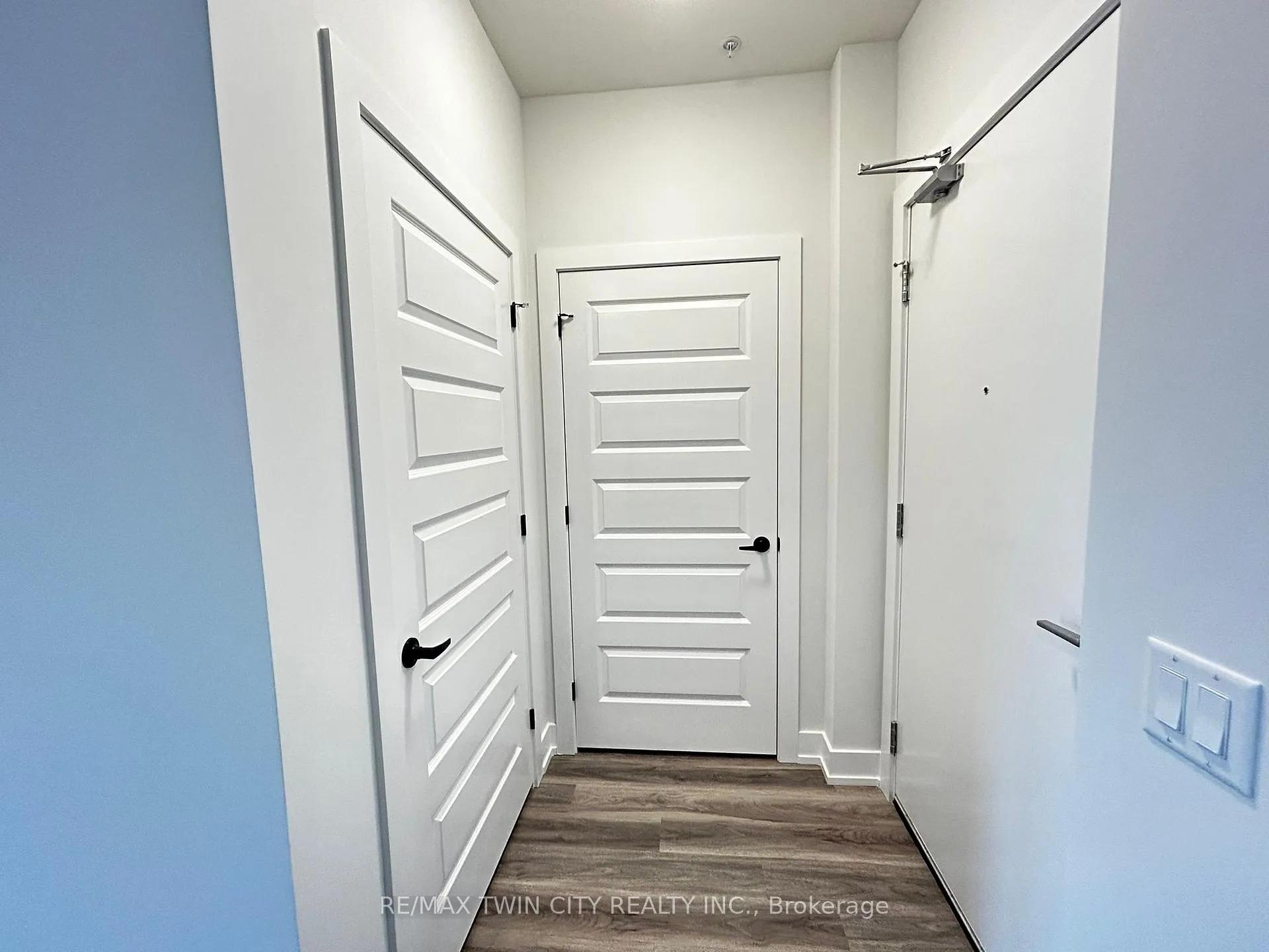 Photo 14 of Unit 421, 1100 Lackner Place, Kitchener — HOMEH