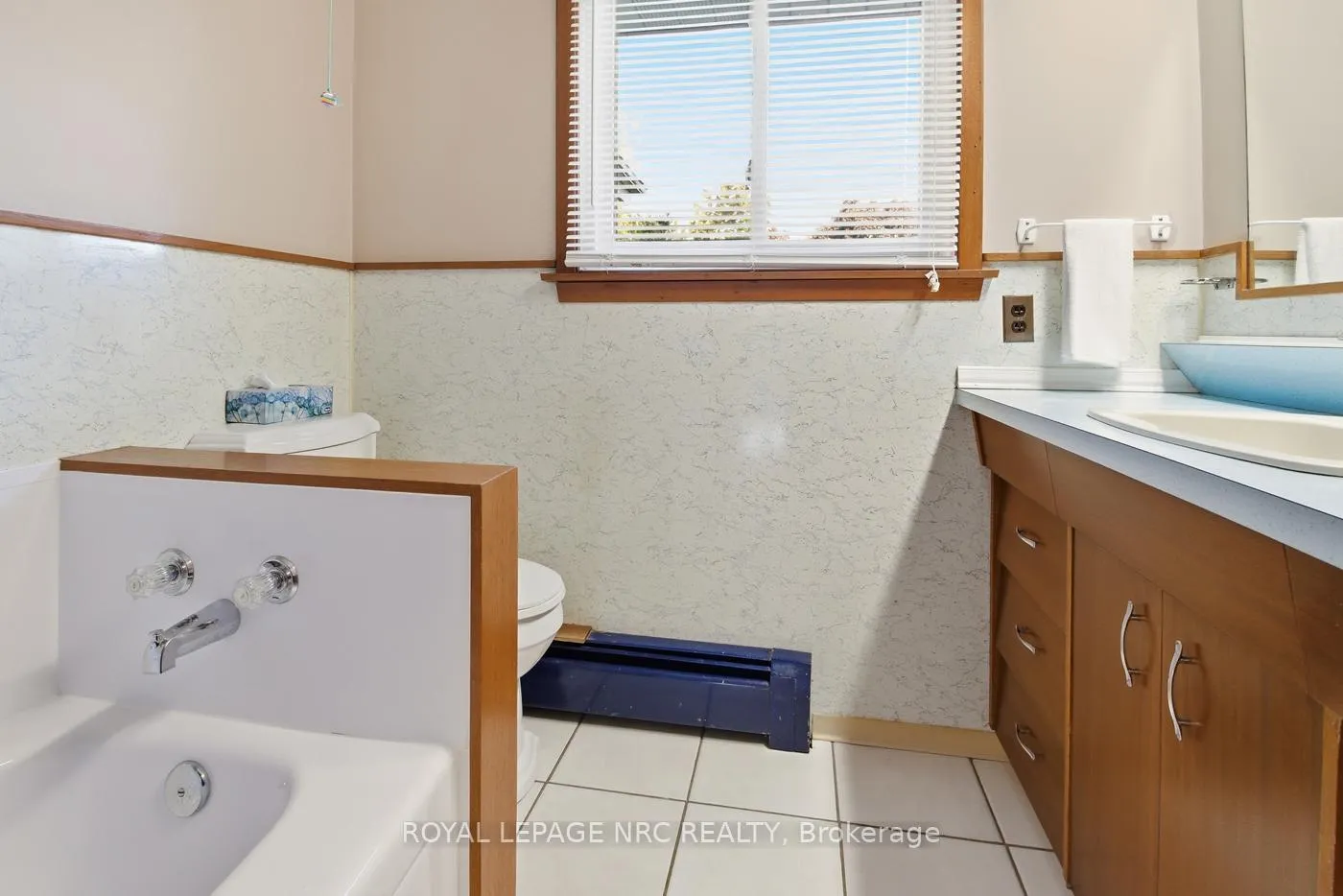 Photo 25 of 10592 Woodland Drive, Wainfleet, Lakeshore — HOMEH