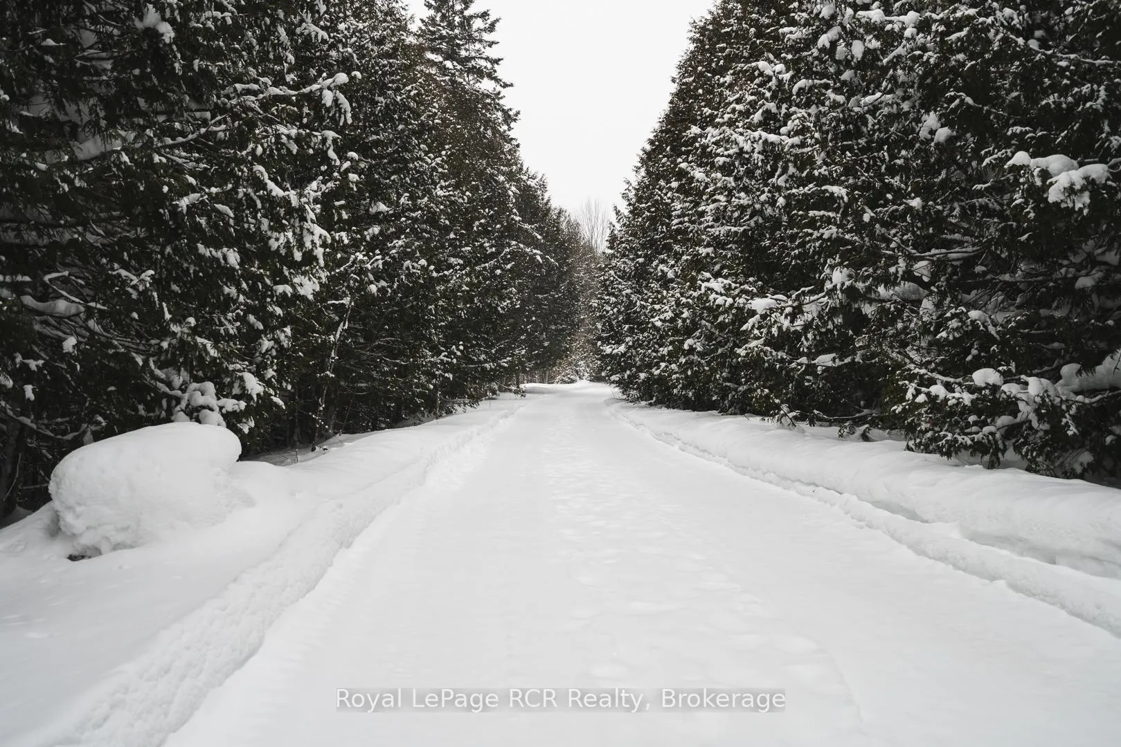 Photo 3 of 251 Mill Road, Chatsworth — HOMEH