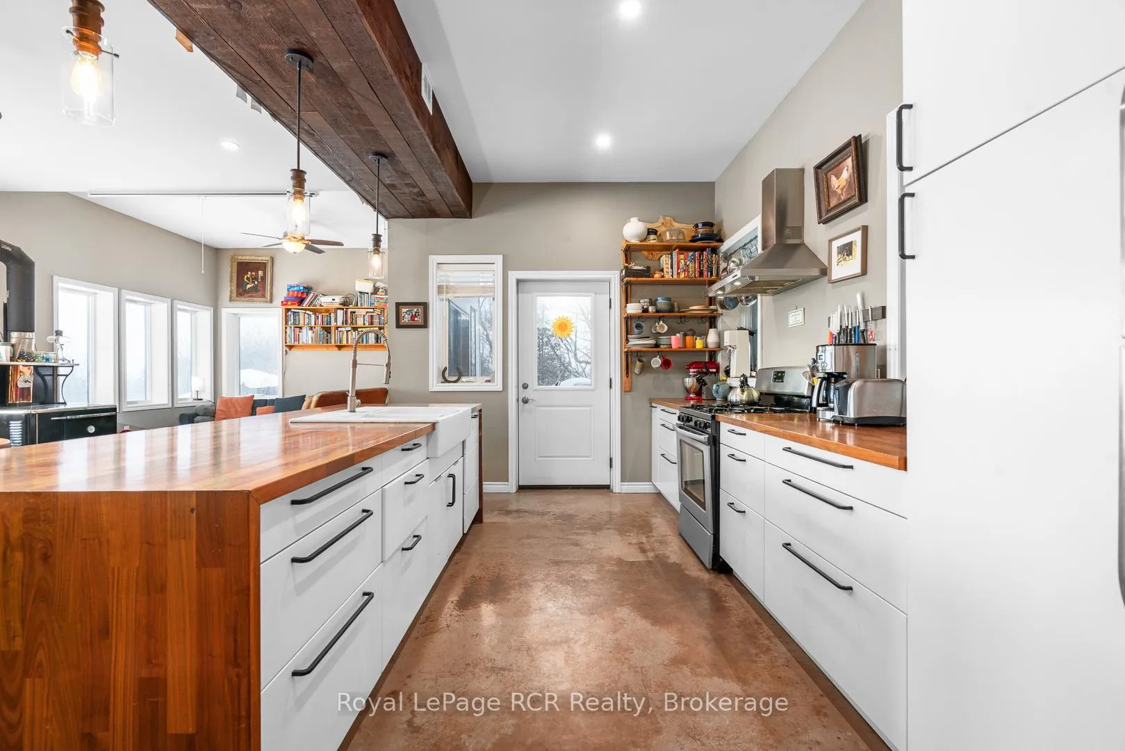 Photo 25 of 251 Mill Road, Chatsworth — HOMEH