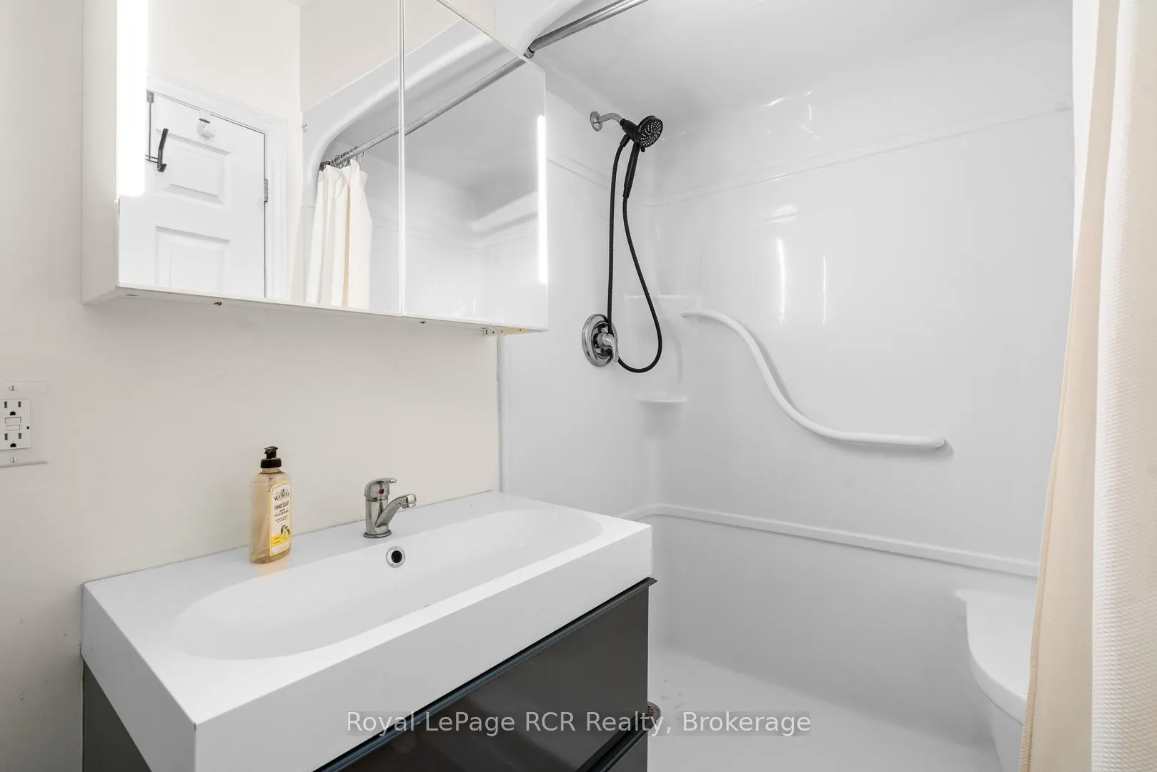 Photo 43 of 251 Mill Road, Chatsworth — HOMEH