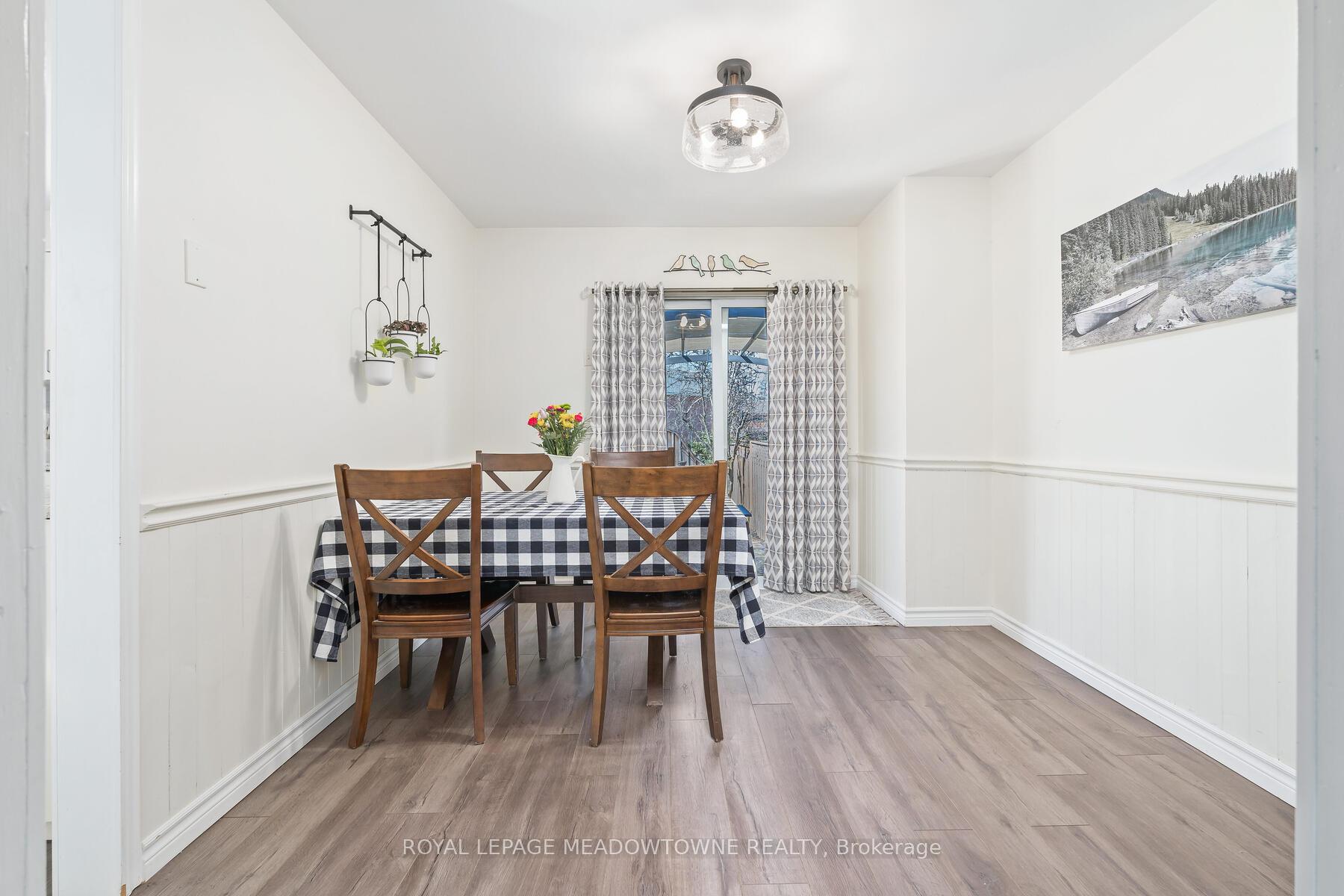 Photo 11 of 12 Hemlock Court, Brant, Brantford Twp — HOMEH