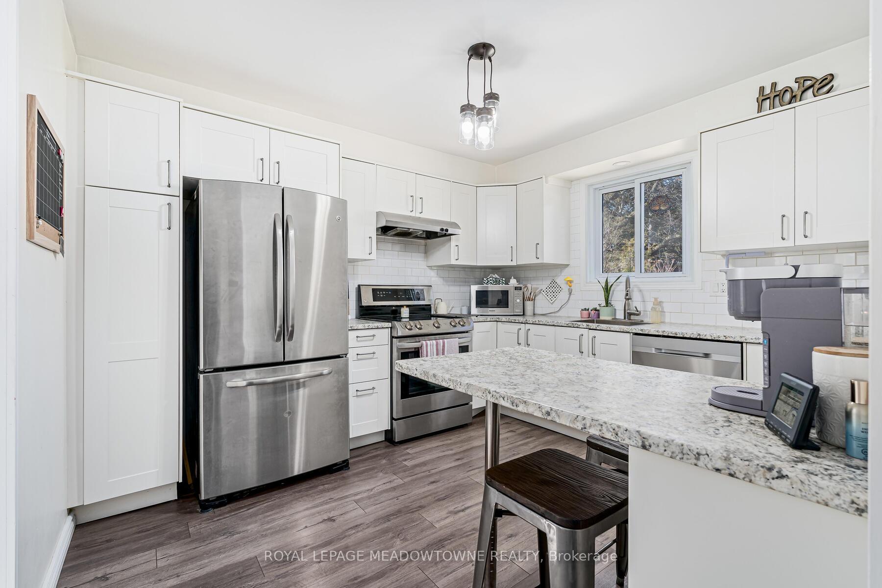 Photo 14 of 12 Hemlock Court, Brant, Brantford Twp — HOMEH